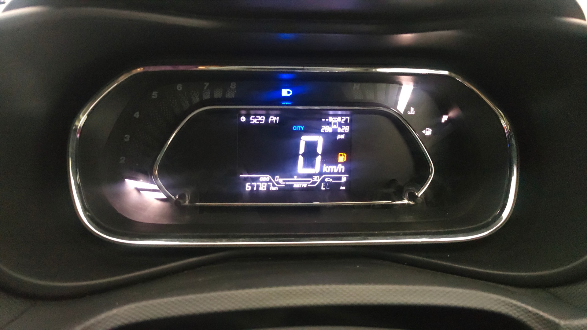 View 2021 Tata Nexon Revotron XE Image 37 Used 2021 Tata Nexon Revotron XE Image 37