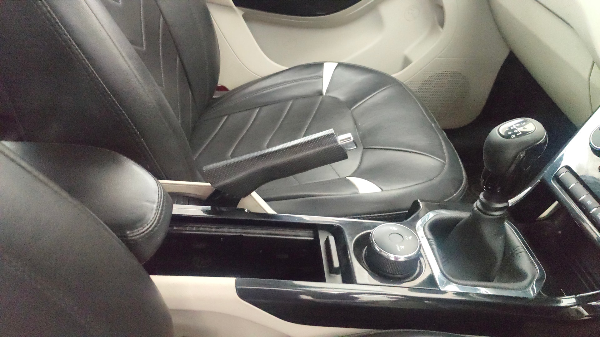 View 2021 Tata Nexon Revotron XE Image 41 Used 2021 Tata Nexon Revotron XE Image 41