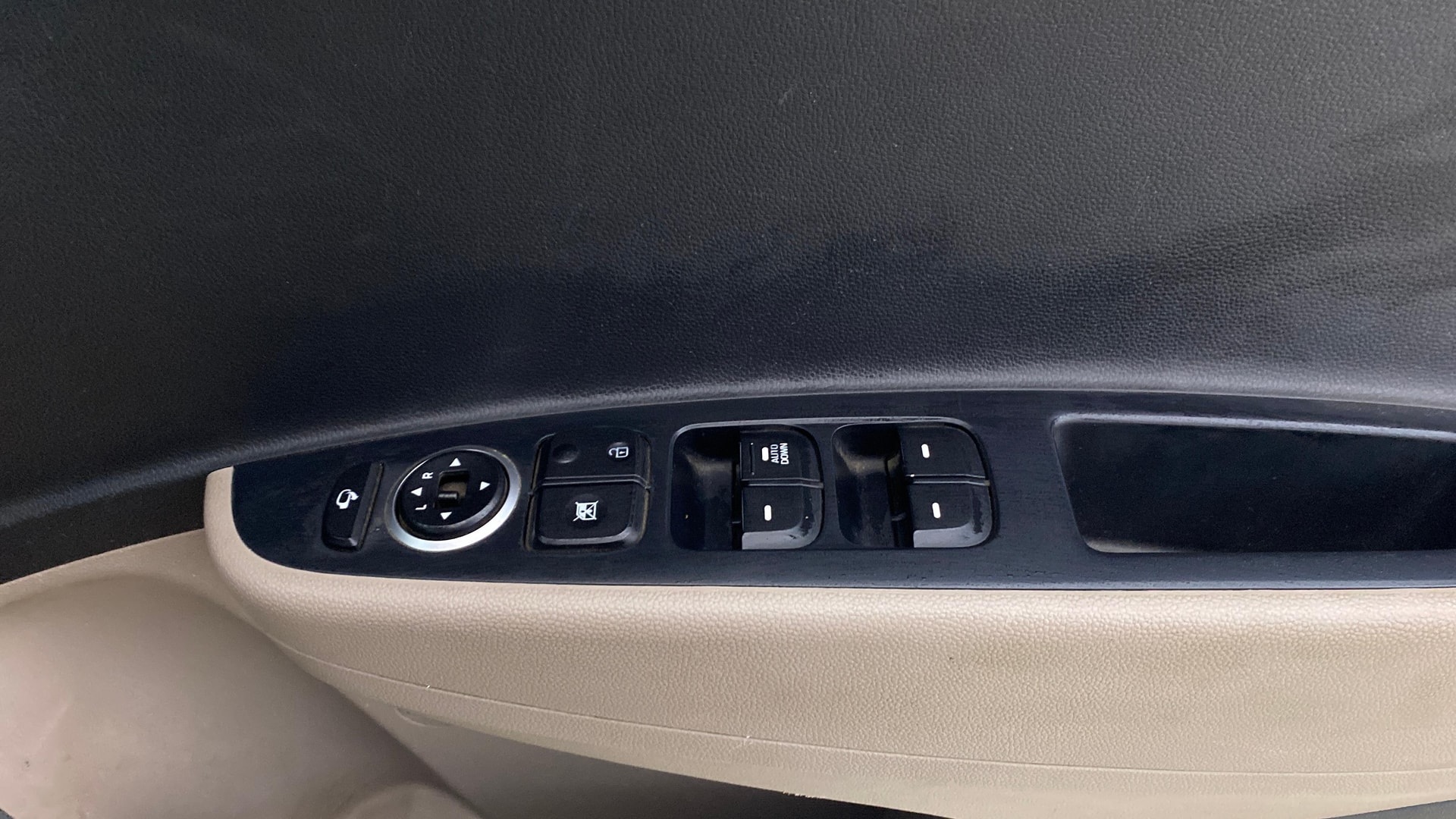 Used 2014 Hyundai Grand i10 Used 2014 Hyundai Grand i10