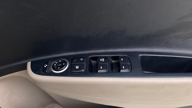 View Hyundai Grand i10 Image 32 Used Hyundai Grand i10 Image 32