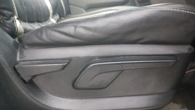 View Mahindra KUV100 Image 18 Used Mahindra KUV100 Image 18