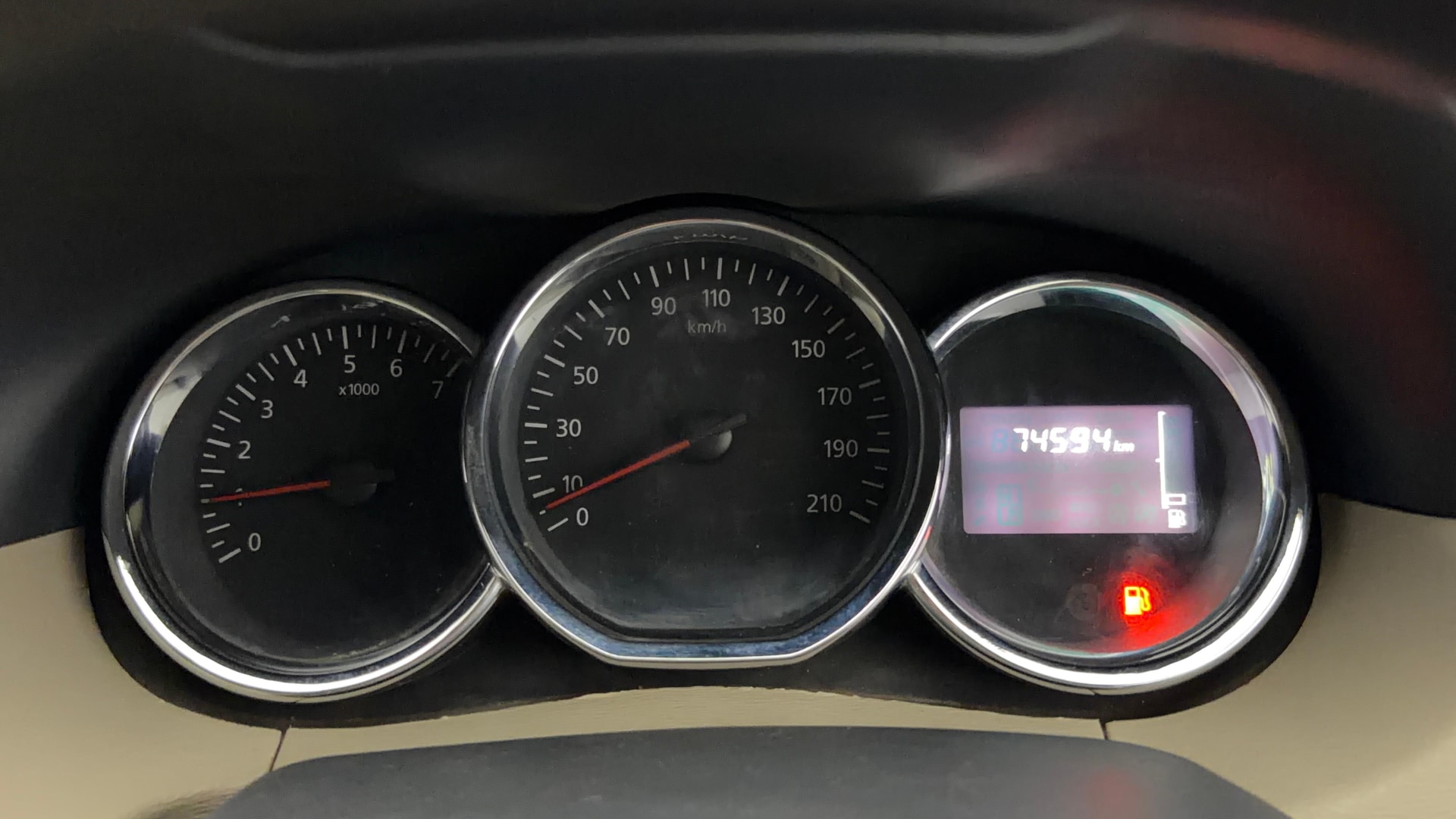 View 2016 Nissan Terrano XL P Image 33 Used 2016 Nissan Terrano XL P Image 33