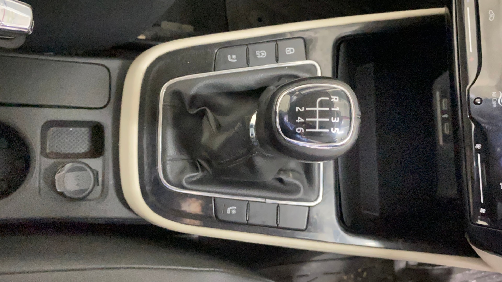 Used 2023 Skoda Slavia Used 2023 Skoda Slavia