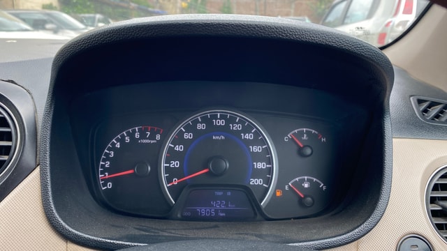 View Hyundai Grand i10 Image 35 Used Hyundai Grand i10 Image 35