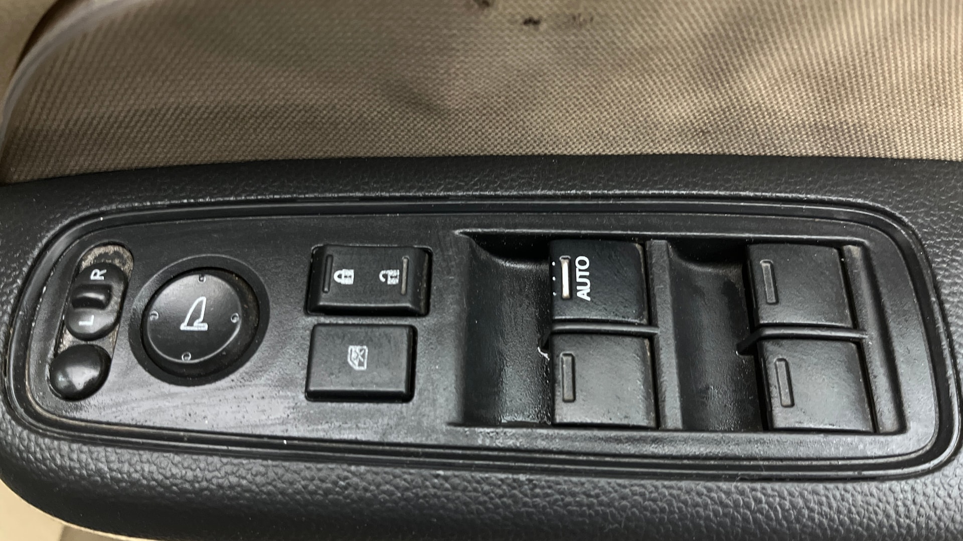 View 2019 Honda Amaze E MT Petrol BS IV Image 33 Used 2019 Honda Amaze E MT Petrol BS IV Image 33