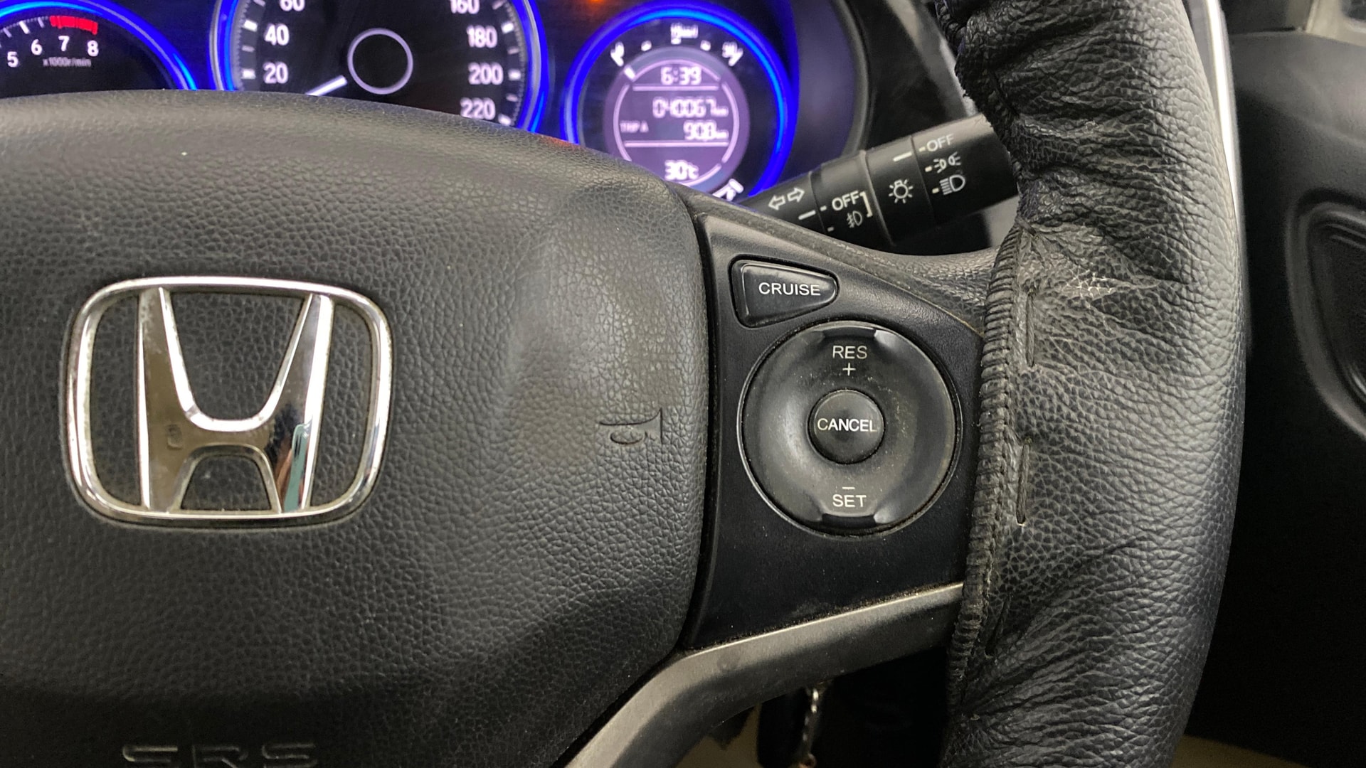 View 2016 Honda City ZX MT Diesel Anniversary Edition Image 3 Used 2016 Honda City ZX MT Diesel Anniversary Edition Image 3