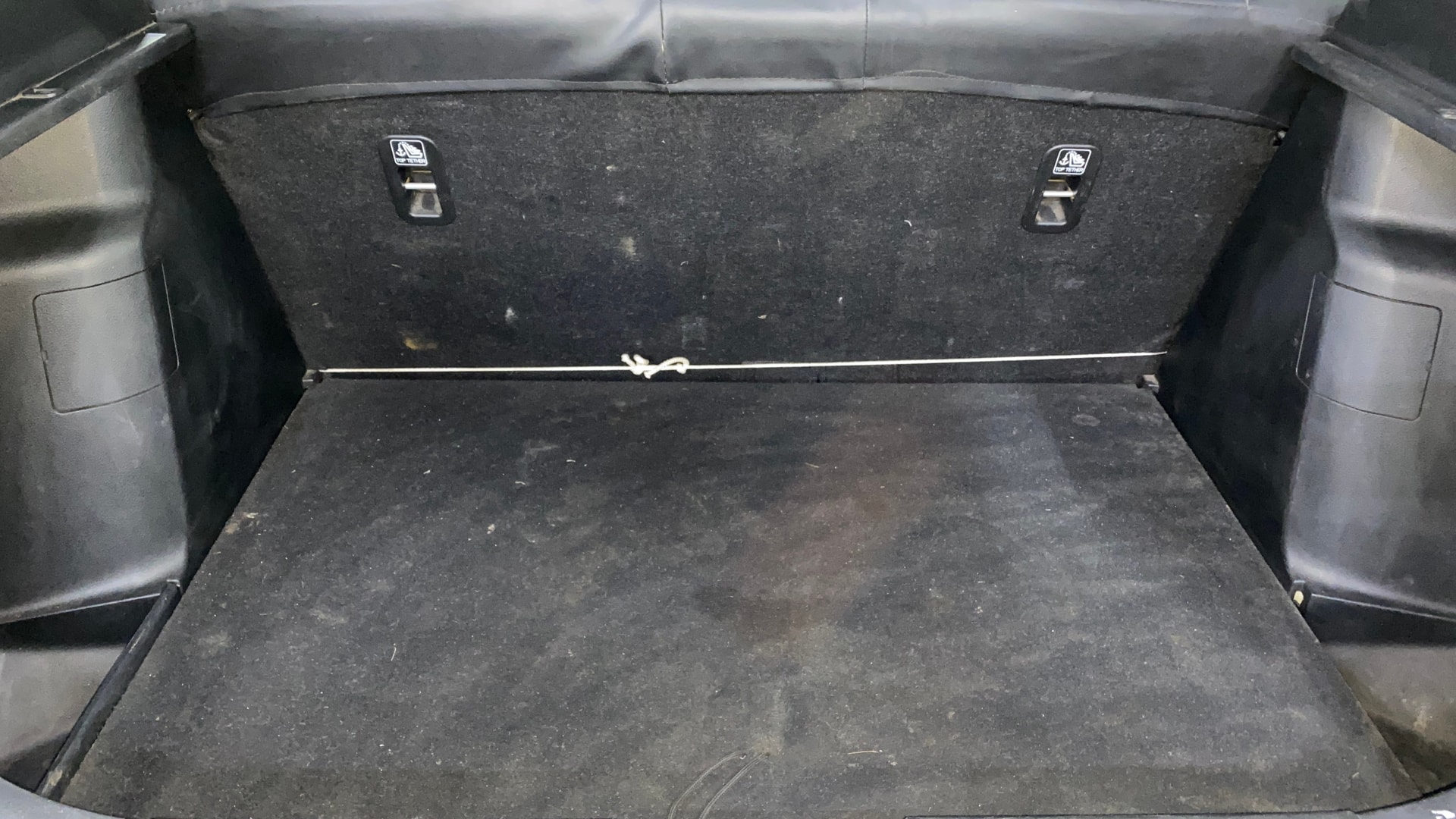 View 2021 Toyota Urban Cruiser Mid MT Image 7 Used 2021 Toyota Urban Cruiser Mid MT Image 7