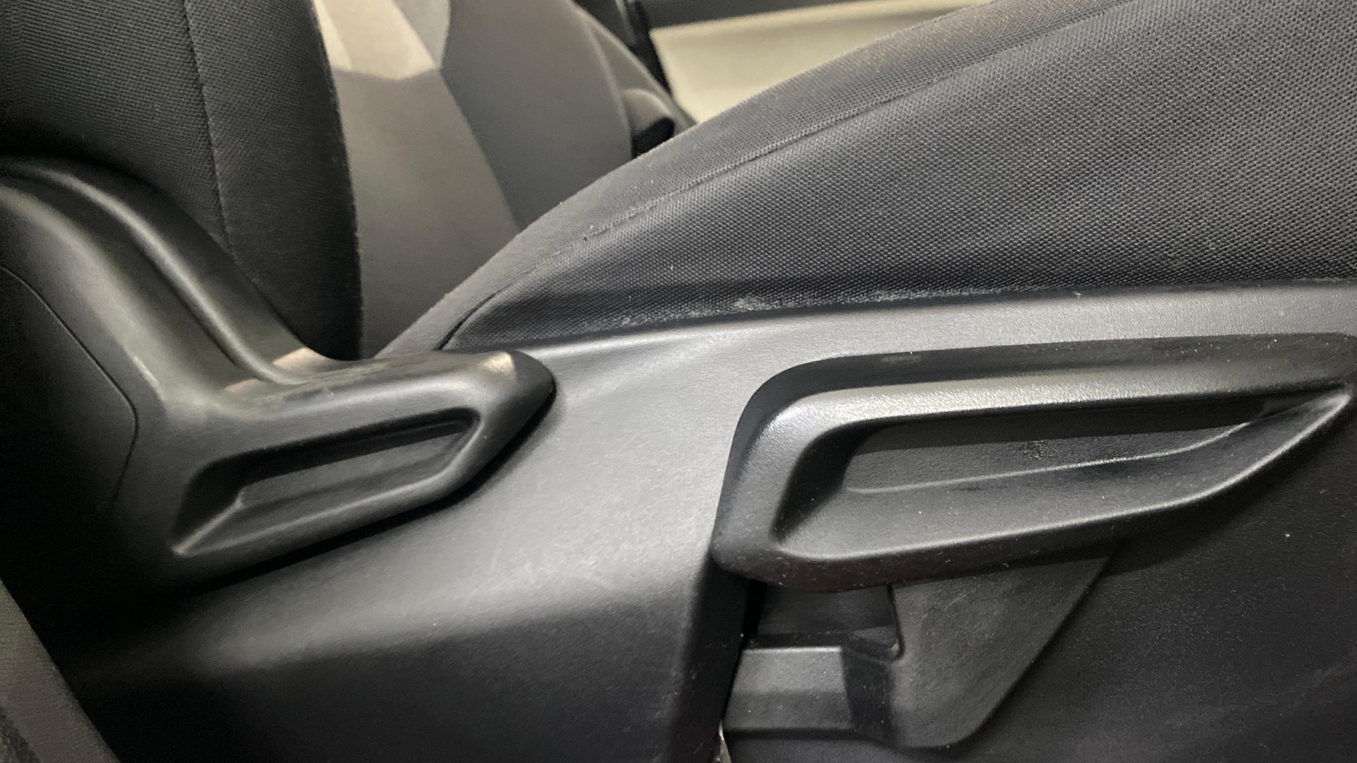 View 2025 Tata Nexon Revotron XE Image 10 Used 2025 Tata Nexon Revotron XE Image 10