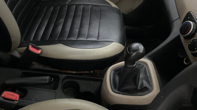 View Hyundai Xcent Image 38 Used Hyundai Xcent Image 38