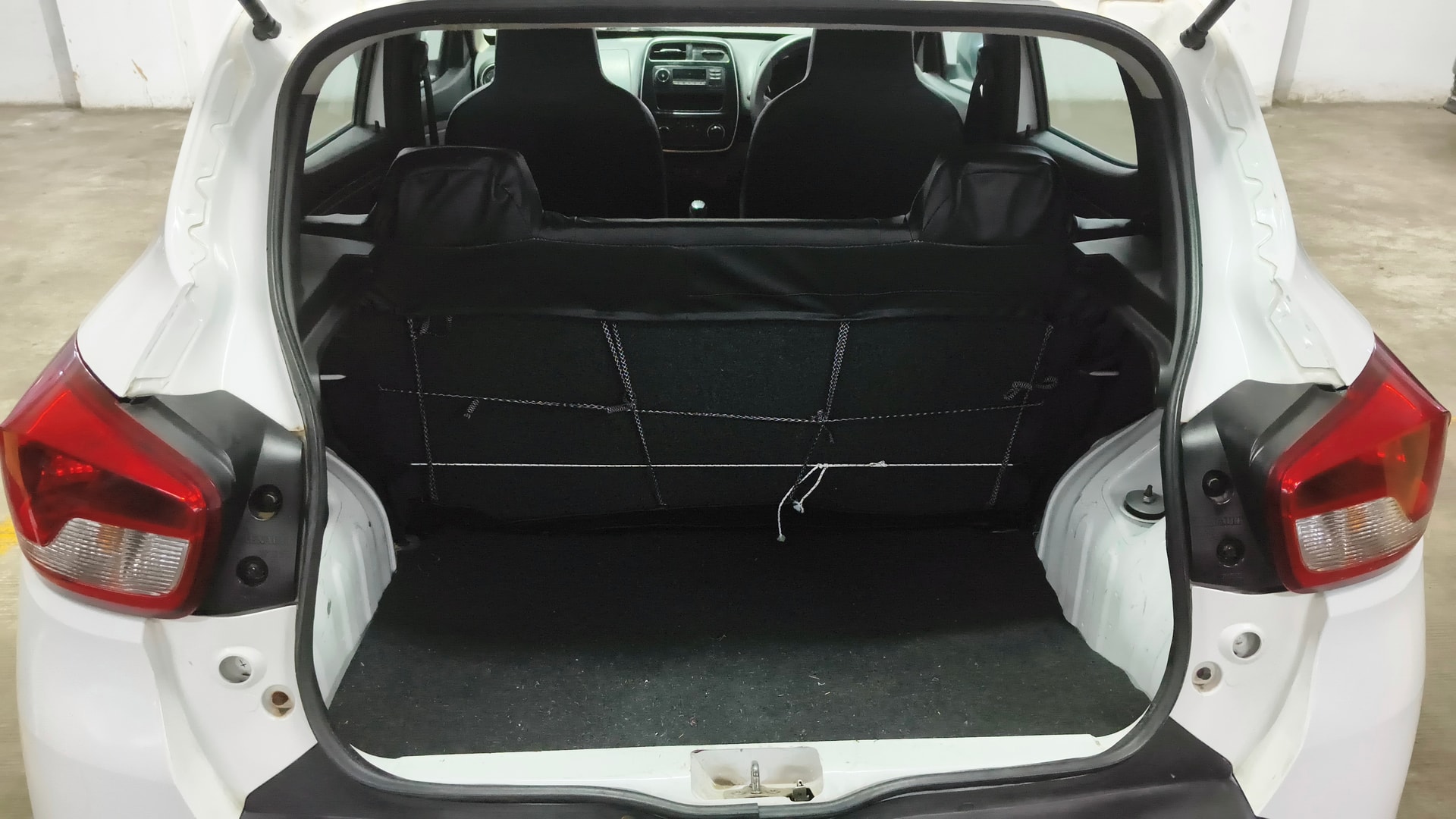 View 2019 Renault Kwid RXL Image 10 Used 2019 Renault Kwid RXL Image 10