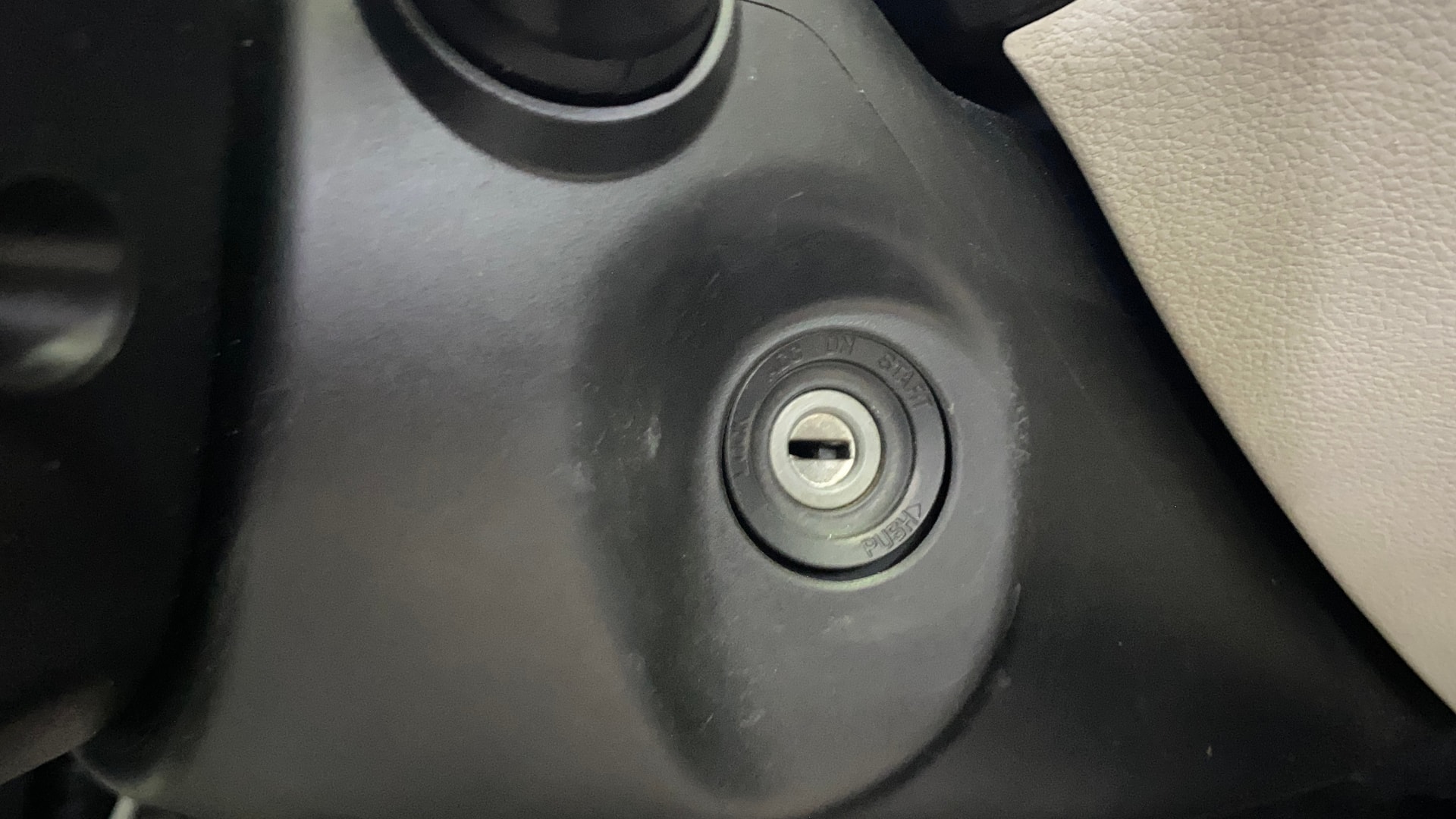 View 2019 Maruti Suzuki 1000 Base Variant Image 42 Used 2019 Maruti Suzuki 1000 Base Variant Image 42