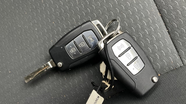 View Mahindra XUV300 Image 27 Used Mahindra XUV300 Image 27