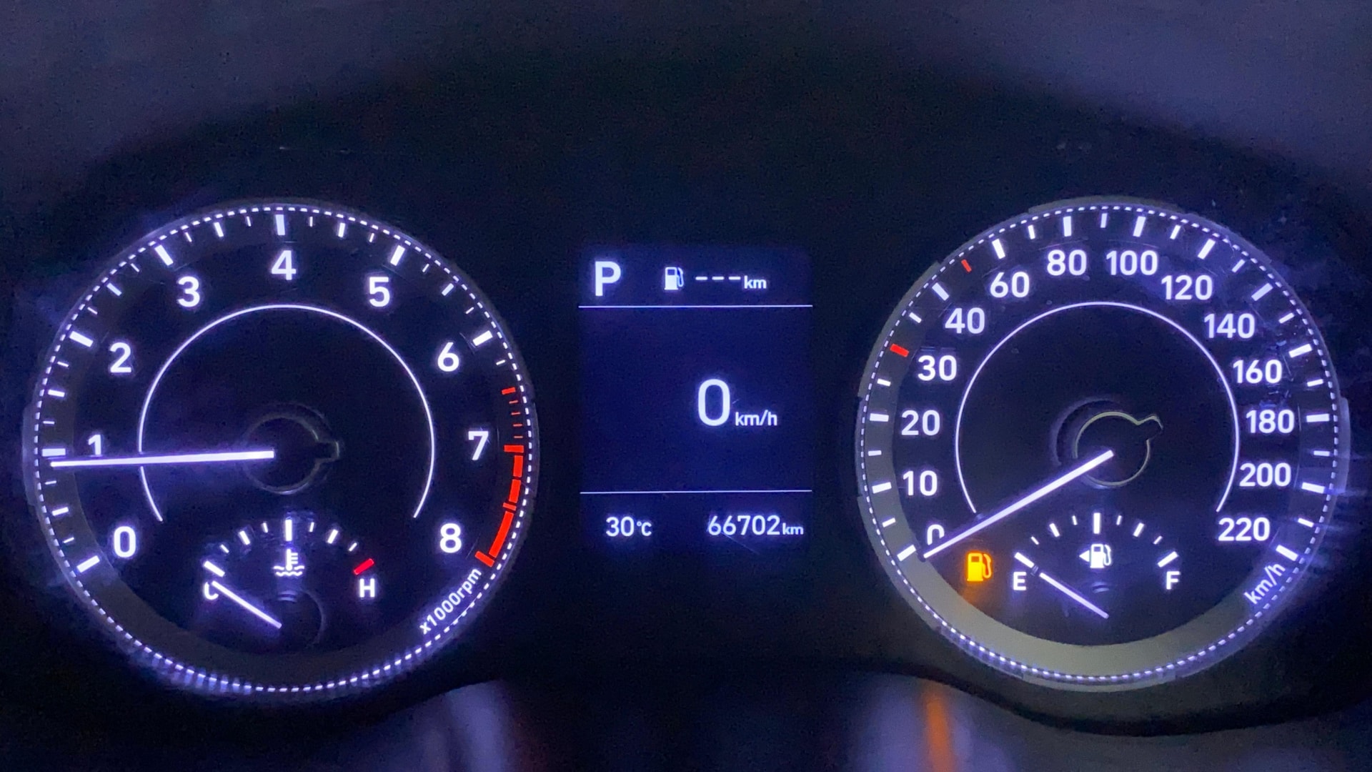 View 2019 Hyundai Venue SX Plus 1.0 Petrol AT Image 21 Used 2019 Hyundai Venue SX Plus 1.0 Petrol AT Image 21