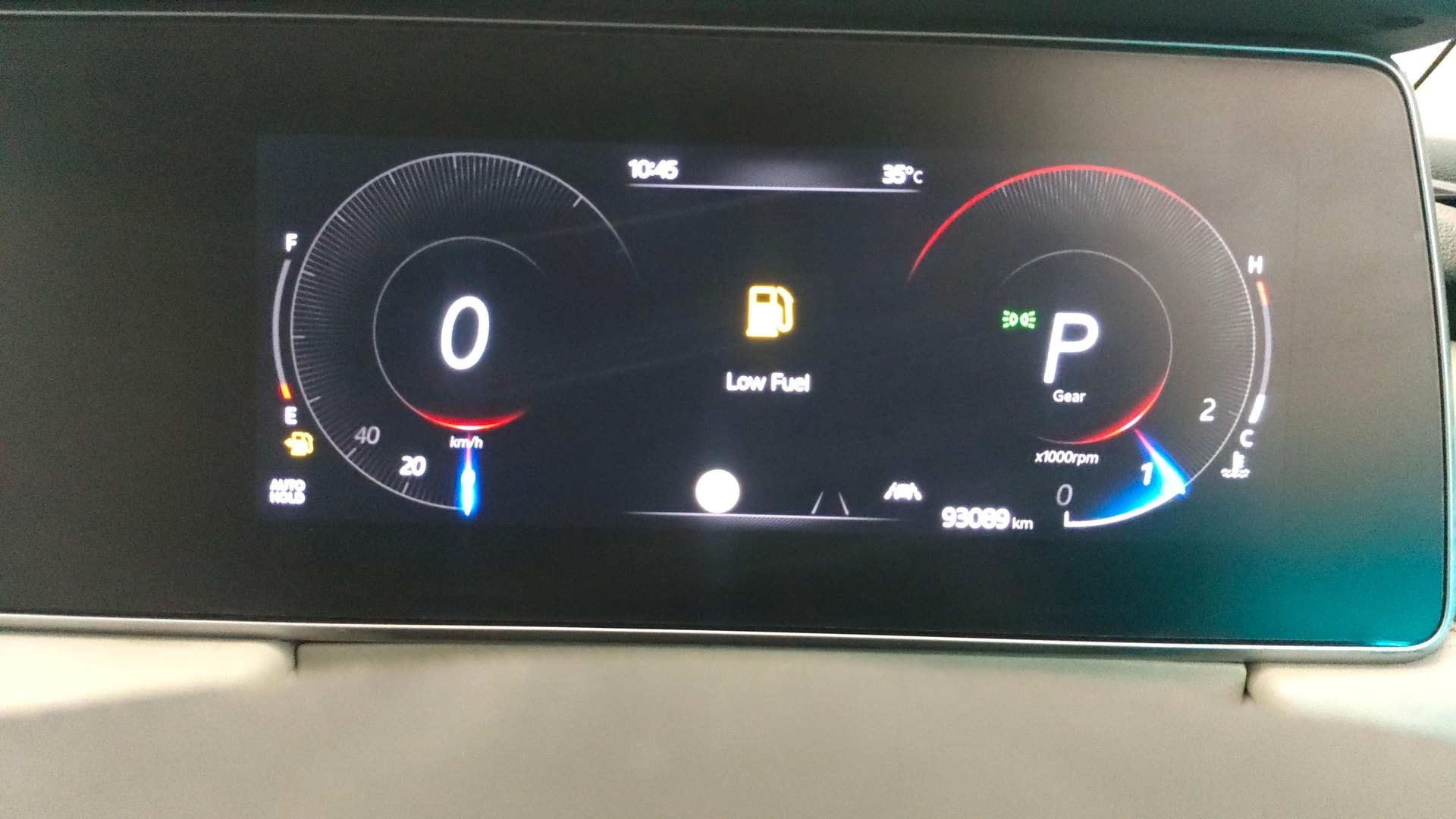 Used 2022 Mahindra XUV700 Used 2022 Mahindra XUV700