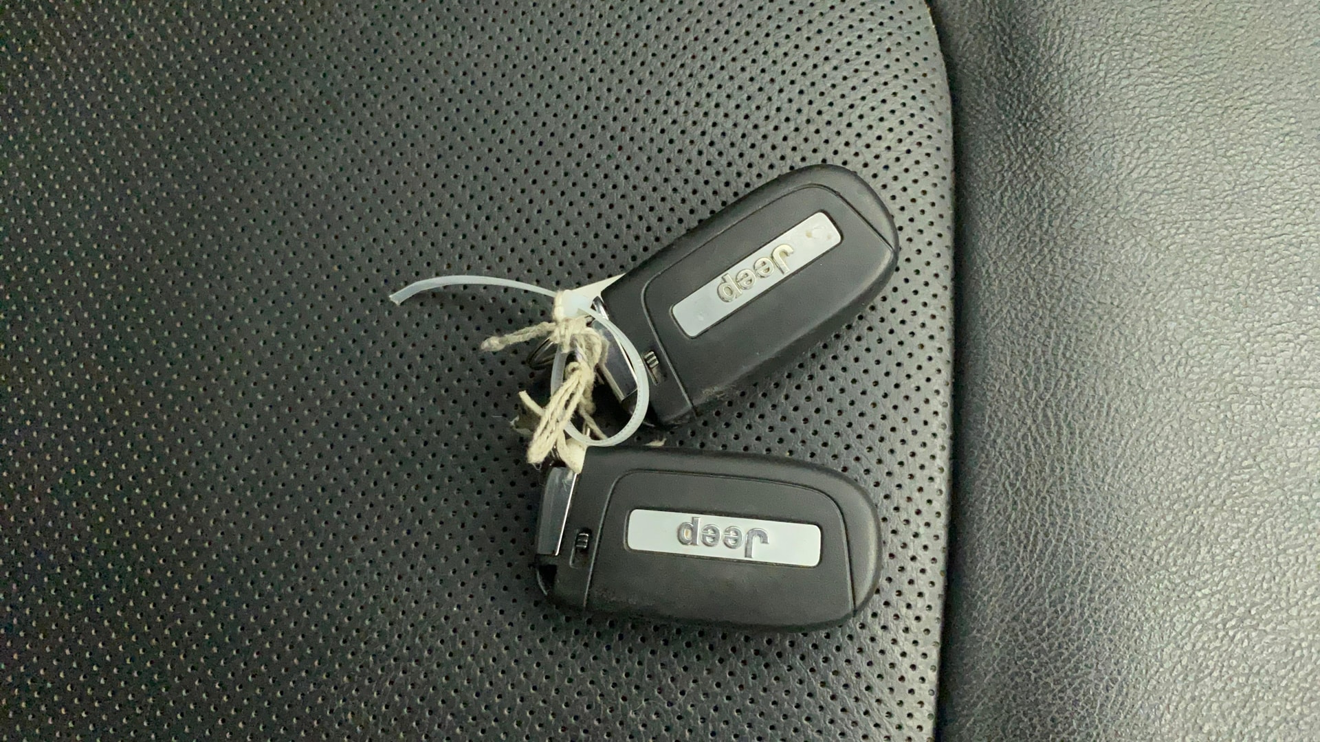 View 2021 Jeep Compass 80 Anniversary Limited Edition 1.4 Petrol DDCT Image 19 Used 2021 Jeep Compass 80 Anniversary Limited Edition 1.4 Petrol DDCT Image 19