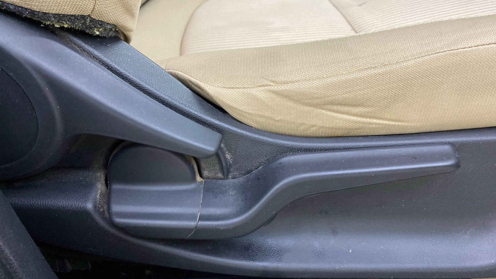 View 2019 Honda Amaze E MT Petrol BS IV Image 18 Used 2019 Honda Amaze E MT Petrol BS IV Image 18
