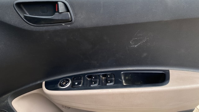 View Hyundai Grand i10 Image 41 Used Hyundai Grand i10 Image 41