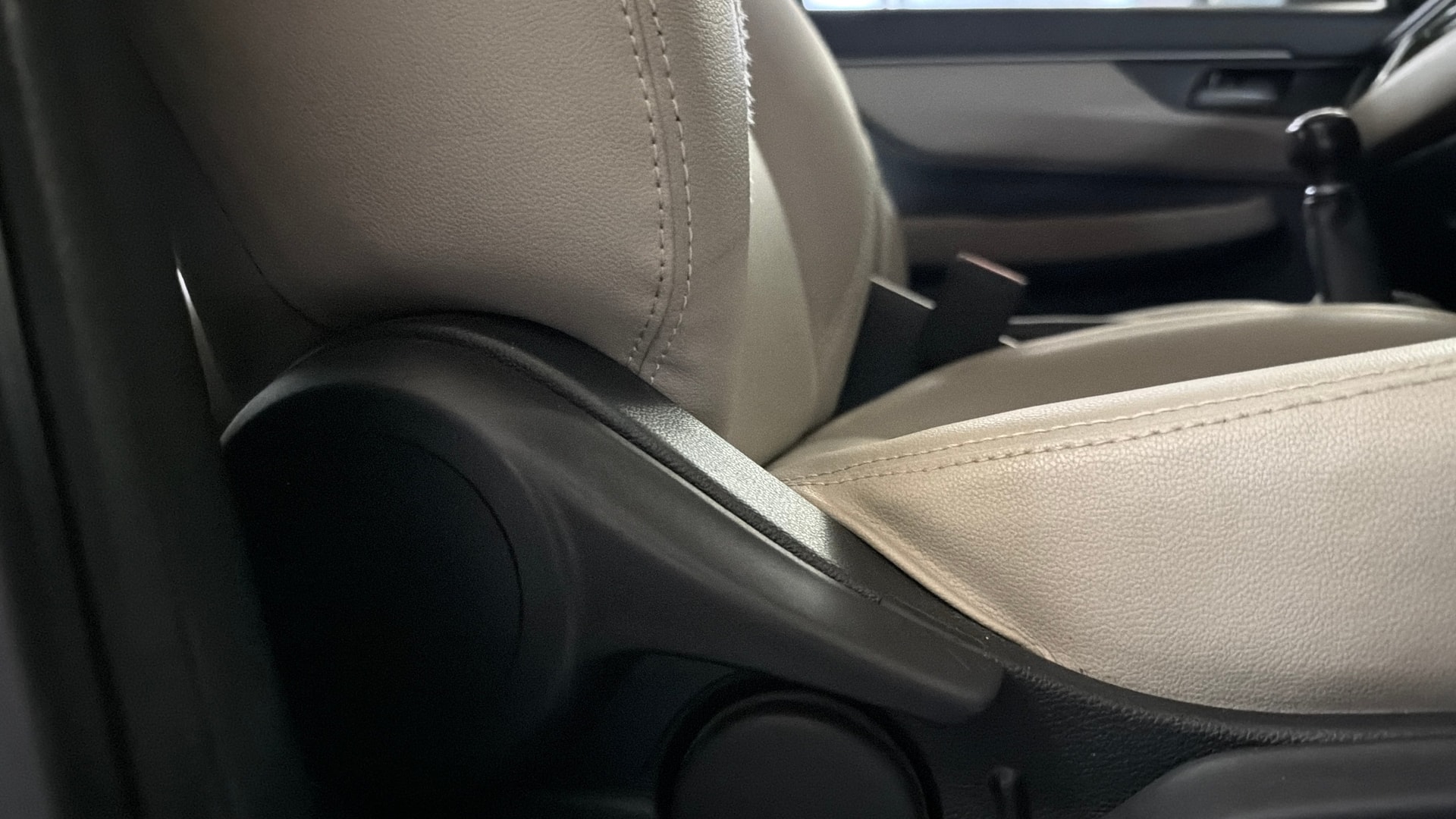 View 2023 Honda Elevate ZX CVT Image 18 Used 2023 Honda Elevate ZX CVT Image 18