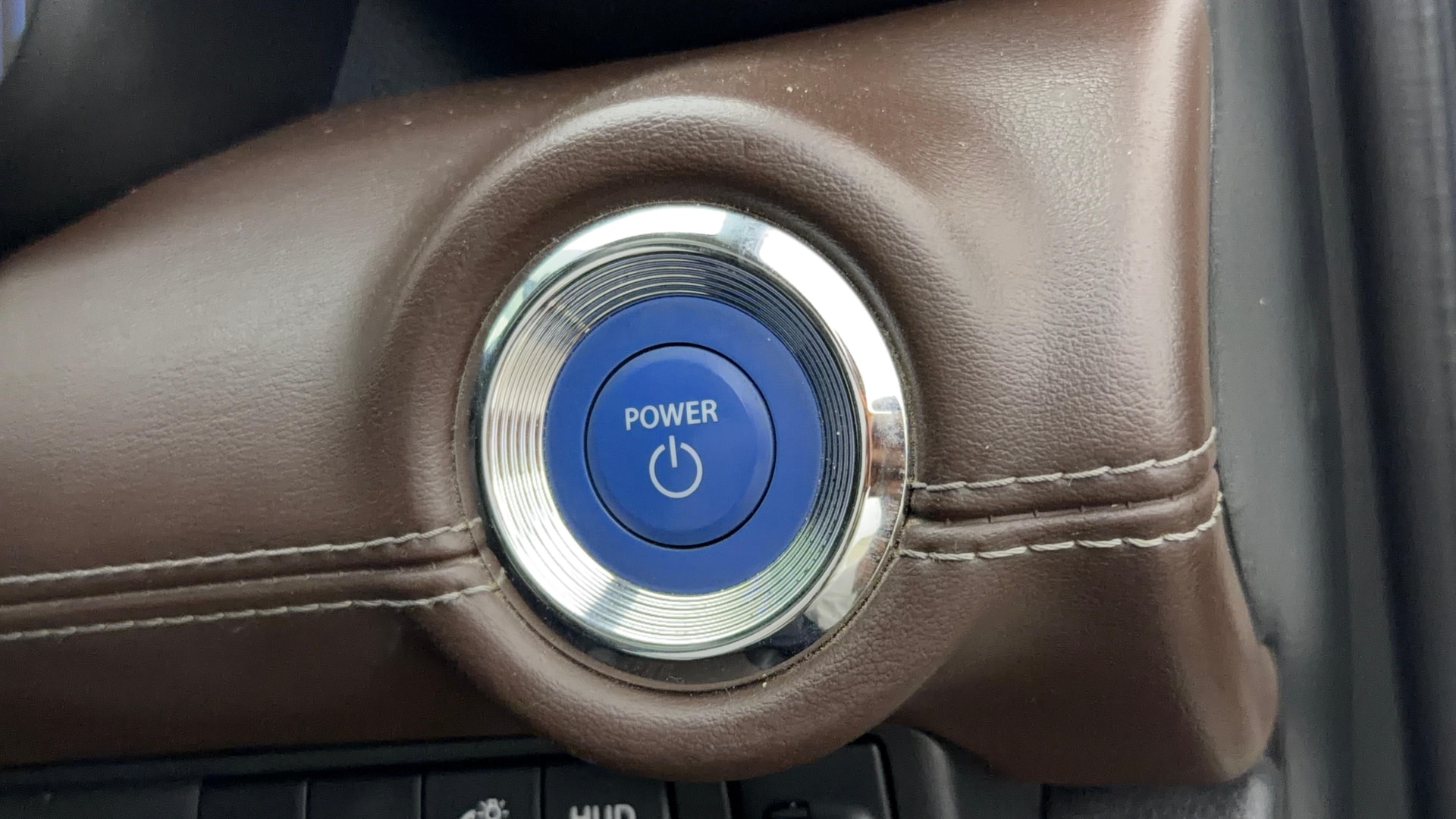 View 2024 Toyota Urban Cruiser Hyryder V e-Drive 2WD HYBRID Image 35 Used 2024 Toyota Urban Cruiser Hyryder V e-Drive 2WD HYBRID Image 35