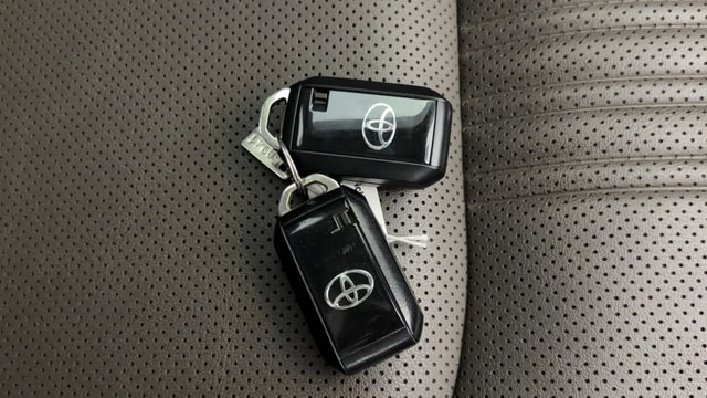 View Toyota Urban Cruiser Hyryder Image 28 Used Toyota Urban Cruiser Hyryder Image 28