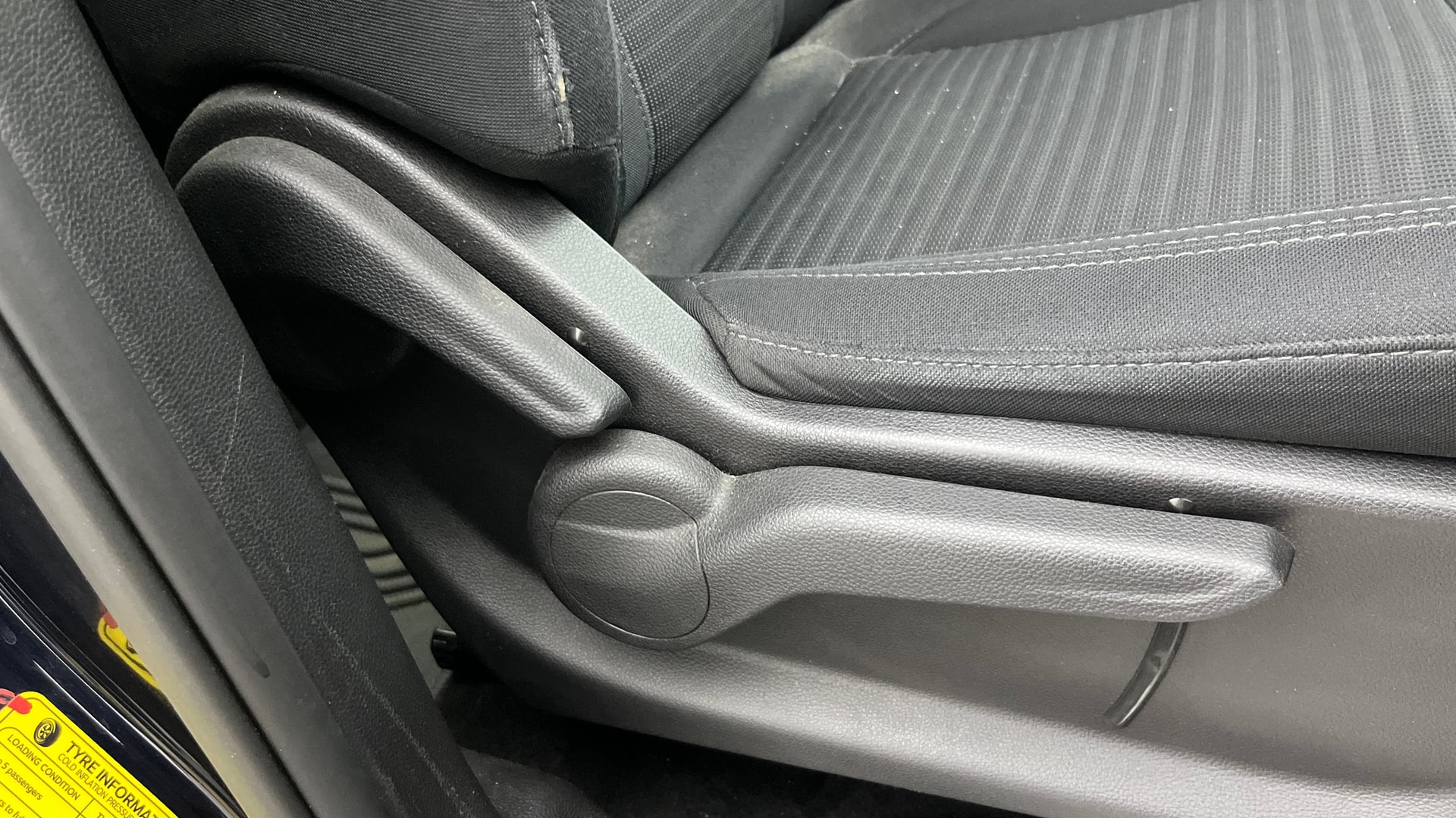 Used 2023 Mahindra XUV700 Used 2023 Mahindra XUV700
