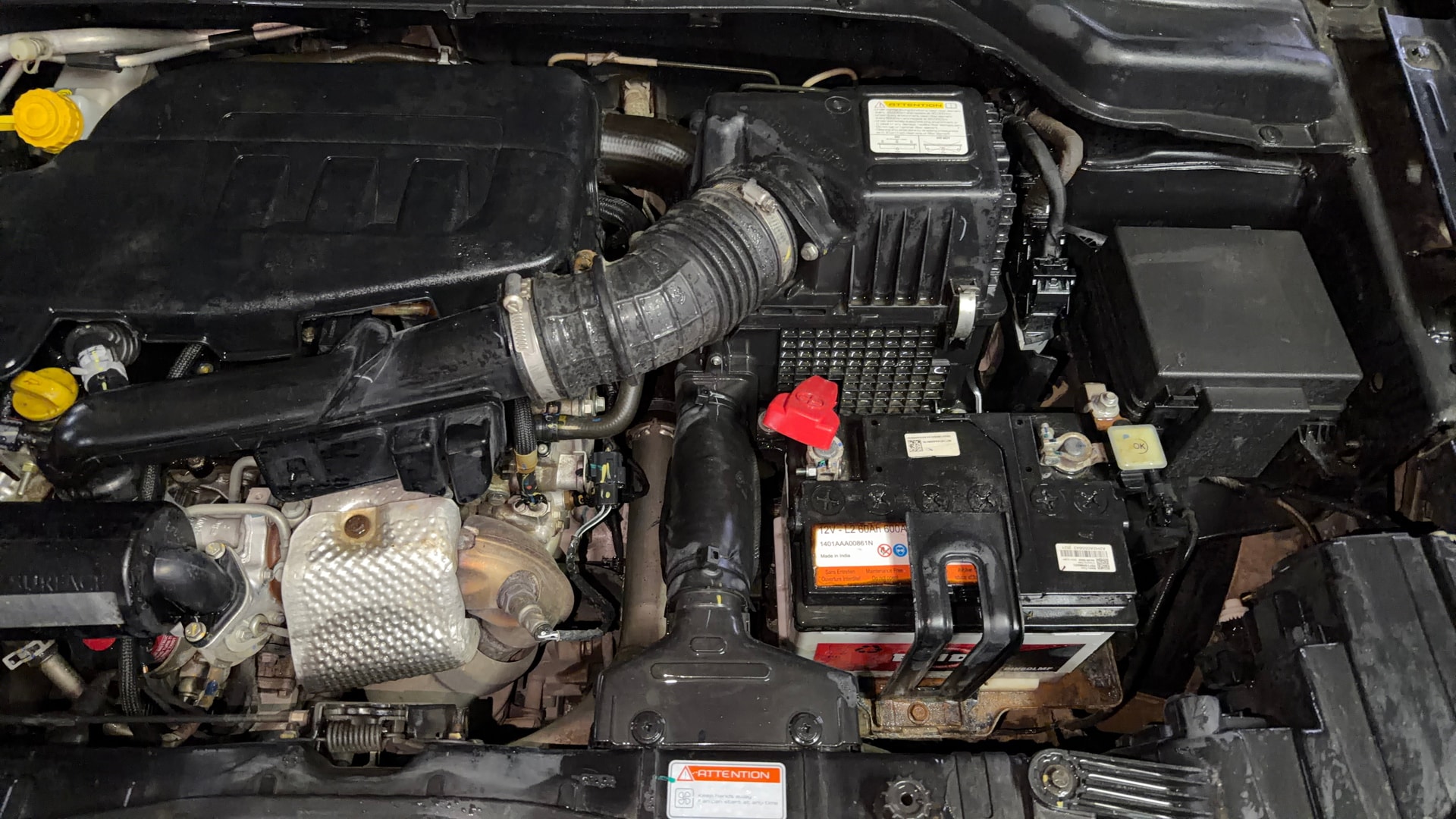 View 2022 Mahindra XUV300 W4 Petrol BS IV Image 30 Used 2022 Mahindra XUV300 W4 Petrol BS IV Image 30