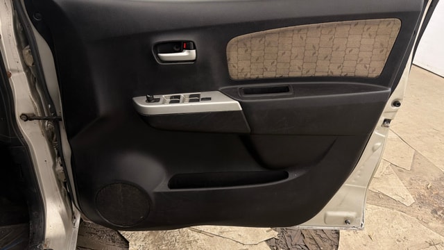 View Maruti Suzuki 1000 Image 33 Used Maruti Suzuki 1000 Image 33