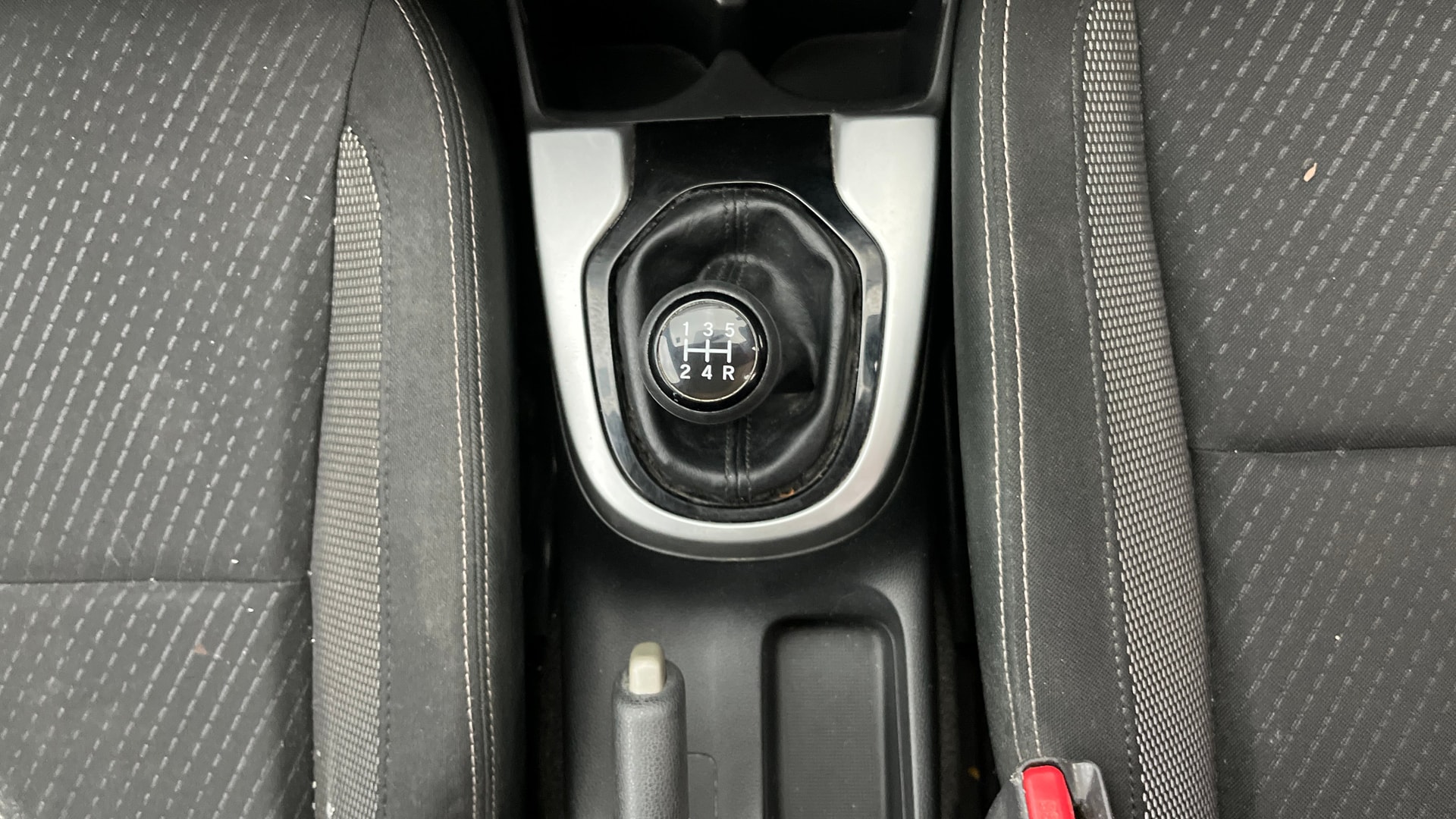 View 2018 Honda WR-V S MT Diesel Edge Edition Image 41 Used 2018 Honda WR-V S MT Diesel Edge Edition Image 41