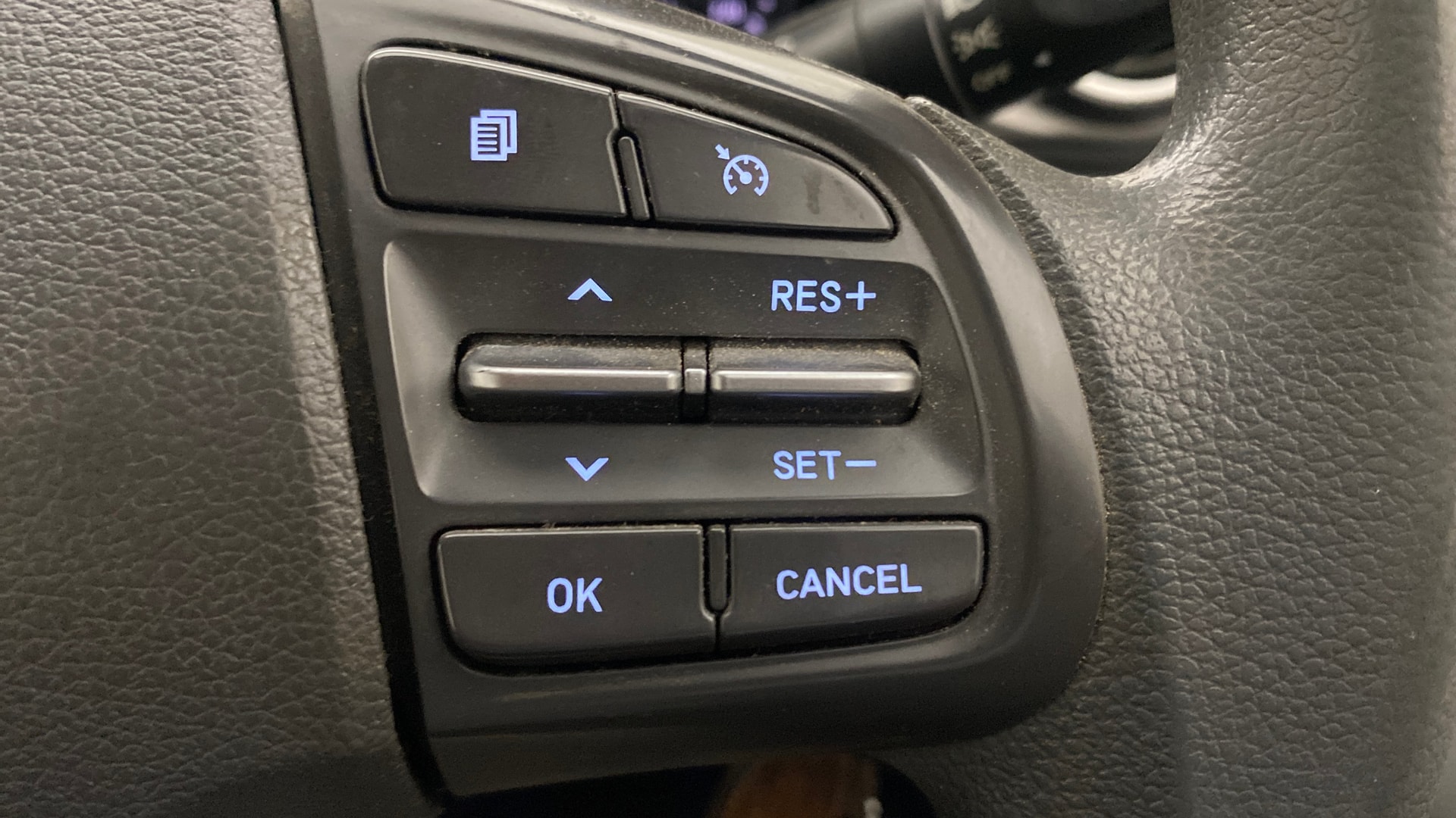View 2023 Hyundai Grand i10 Nios Sportz Petrol Image 3 Used 2023 Hyundai Grand i10 Nios Sportz Petrol Image 3
