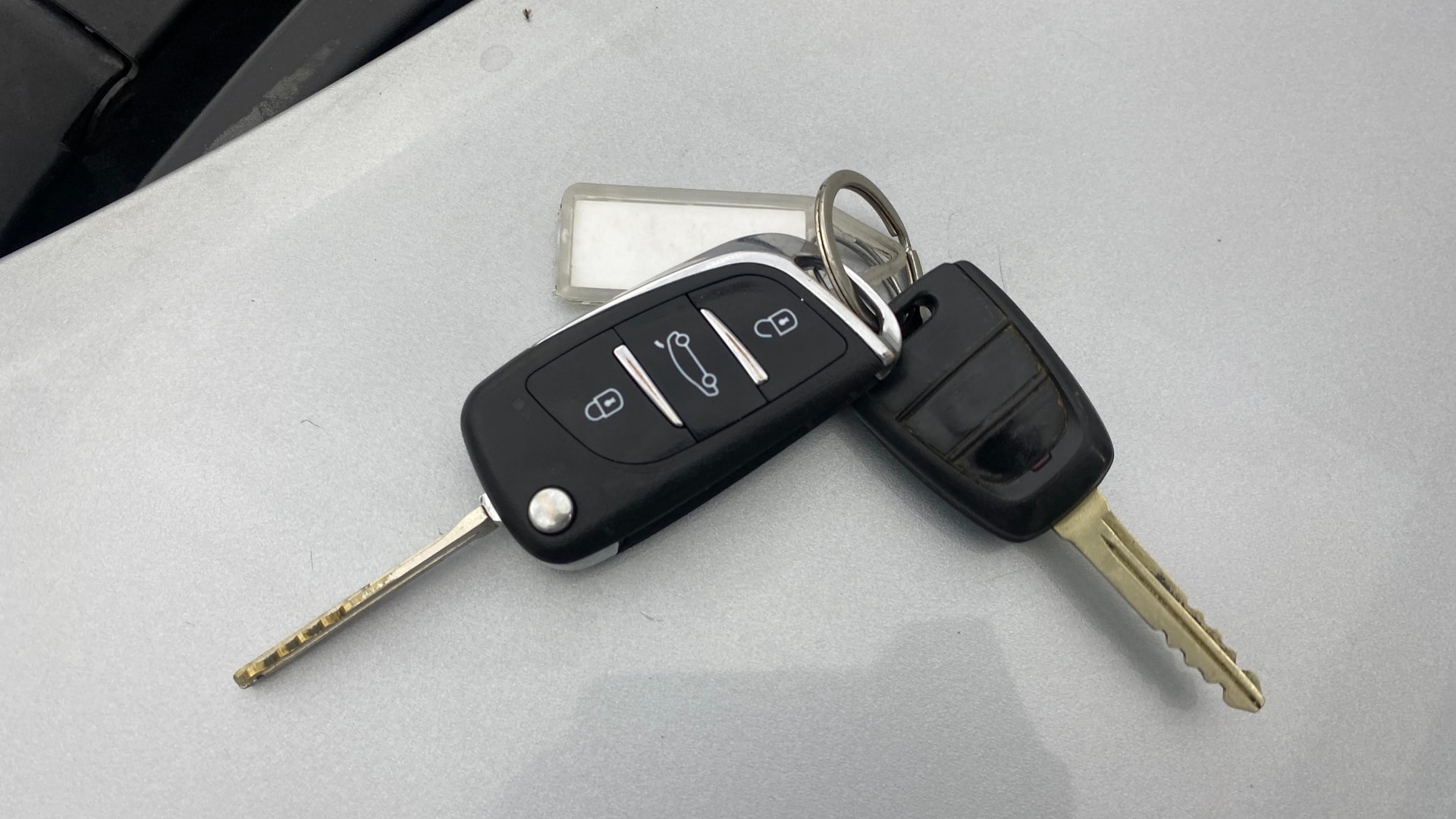 View 2019 Hyundai Grand i10 1.2 Sportz AT Petrol Image 19 Used 2019 Hyundai Grand i10 1.2 Sportz AT Petrol Image 19