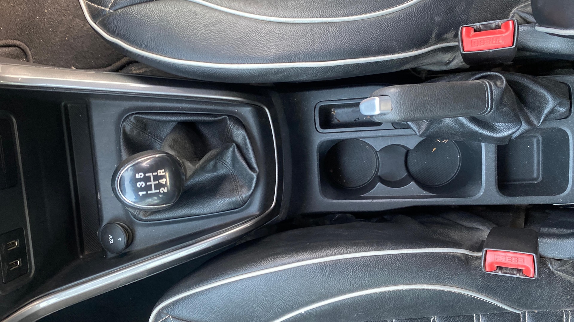 View 2021 Ford EcoSport 1.5 TDCi Diesel Ambiente BS IV Image 39 Used 2021 Ford EcoSport 1.5 TDCi Diesel Ambiente BS IV Image 39