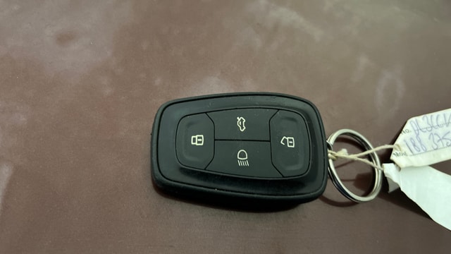 View Tata Tigor Image 27 Used Tata Tigor Image 27