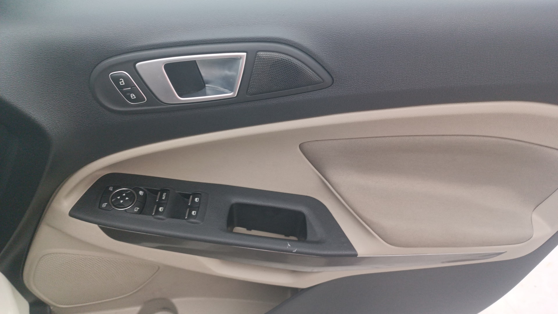 View 2020 Ford EcoSport 1.5 TDCi Diesel Ambiente BS IV Image 39 Used 2020 Ford EcoSport 1.5 TDCi Diesel Ambiente BS IV Image 39