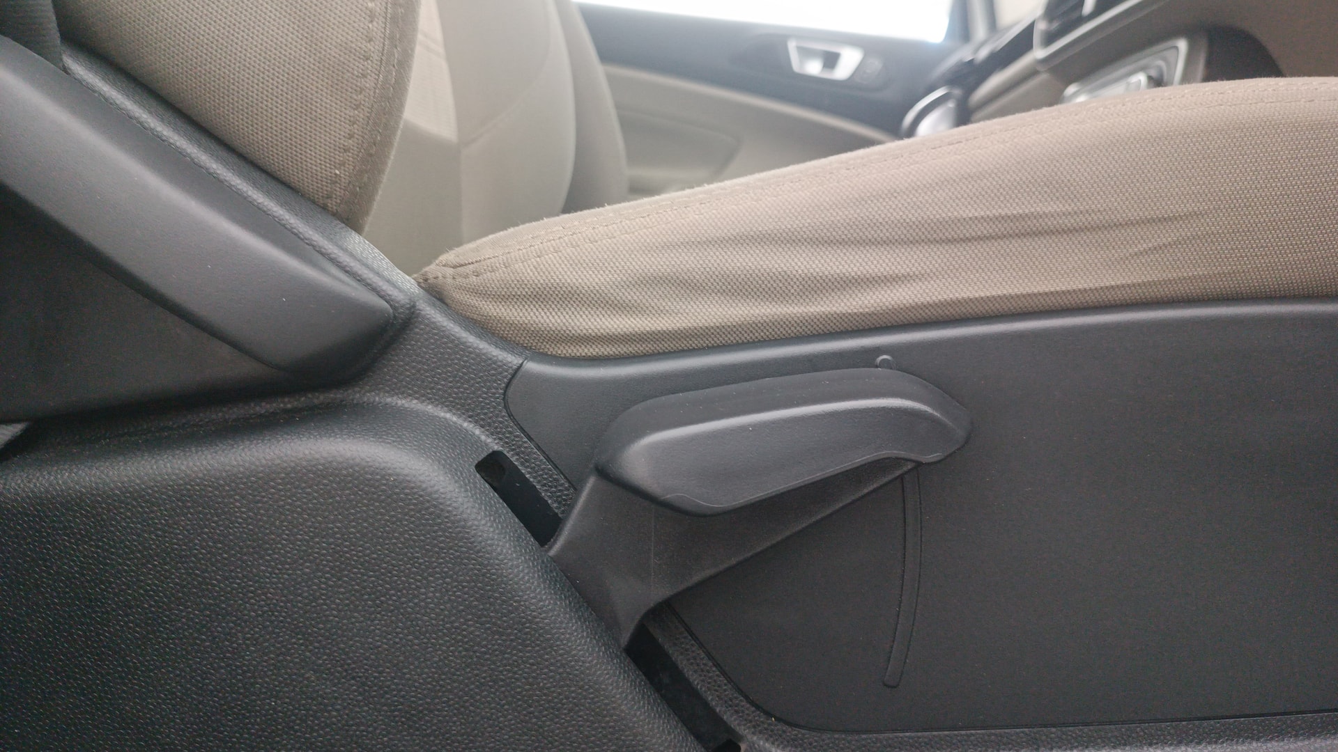 View 2020 Ford EcoSport 1.5 TDCi Diesel Ambiente BS IV Image 10 Used 2020 Ford EcoSport 1.5 TDCi Diesel Ambiente BS IV Image 10