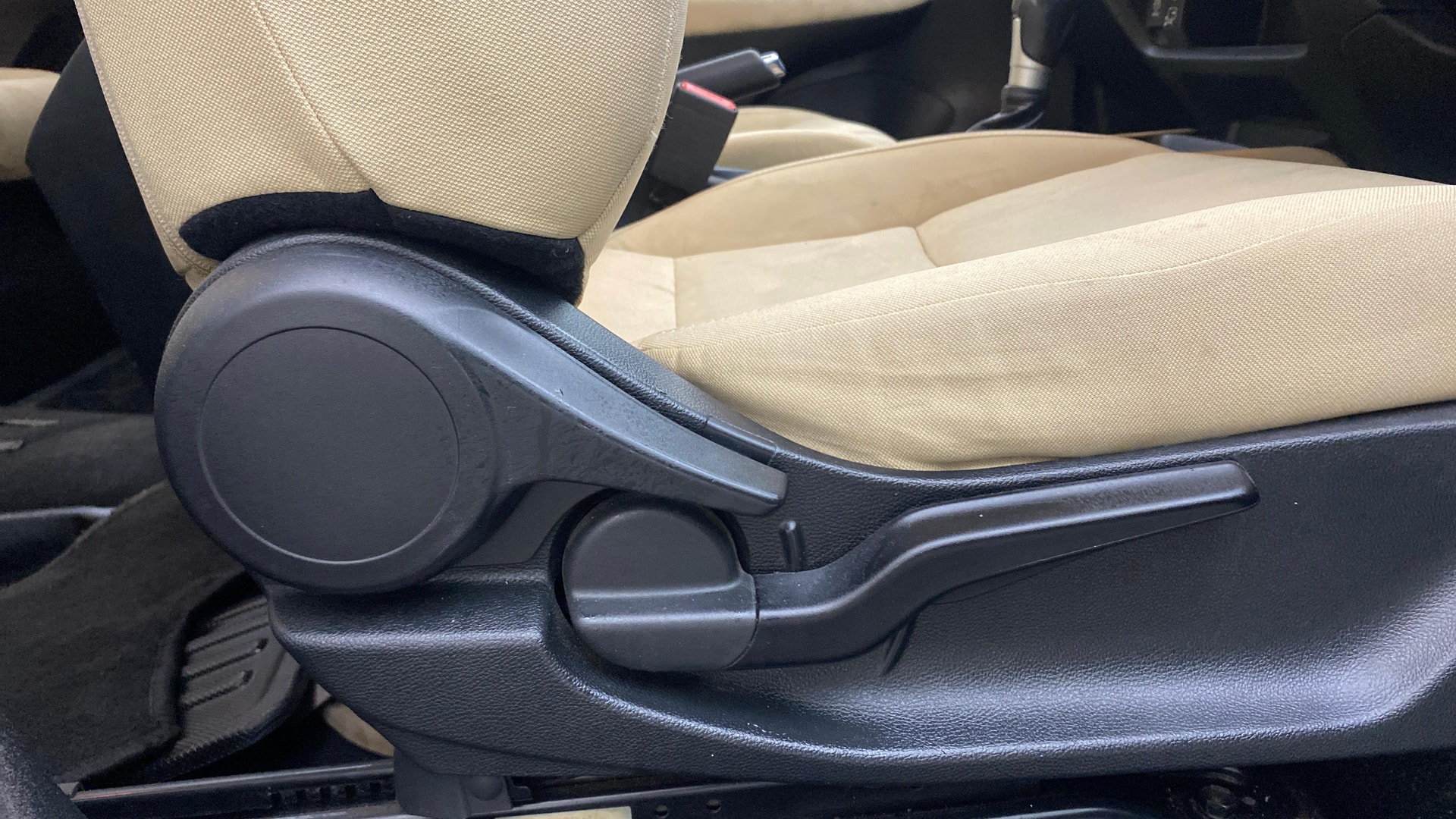 View 2021 Honda City ZX MT Diesel Anniversary Edition Image 19 Used 2021 Honda City ZX MT Diesel Anniversary Edition Image 19