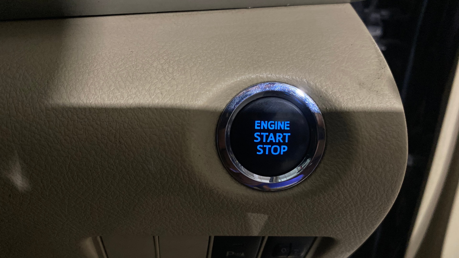 View 2018 Toyota Yaris G CVT Image 33 Used 2018 Toyota Yaris G CVT Image 33