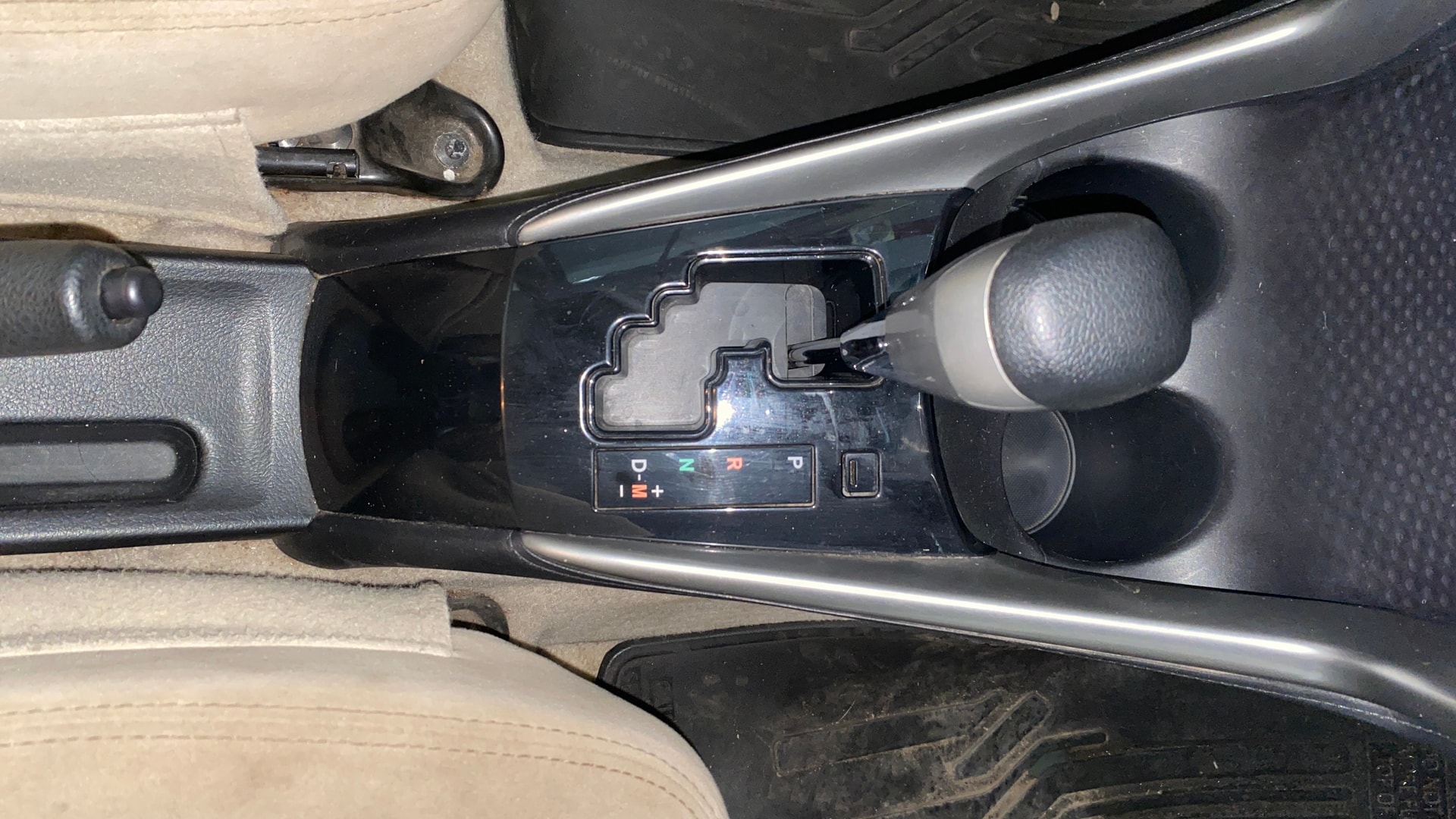 View 2018 Toyota Yaris G CVT Image 38 Used 2018 Toyota Yaris G CVT Image 38
