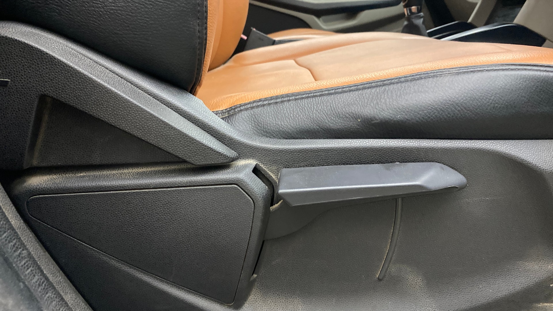 View 2018 Ford EcoSport Trend+ 1.0L EcoBoost Image 18 Used 2018 Ford EcoSport Trend+ 1.0L EcoBoost Image 18