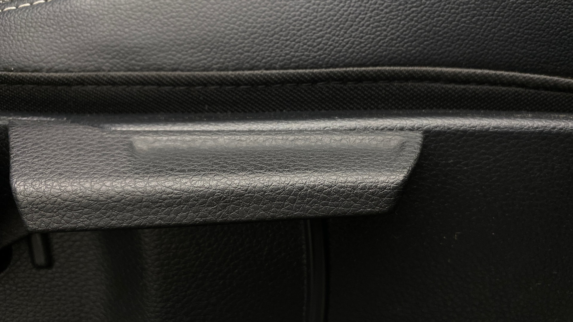 View 2024 Kia Sonet HTE Petrol Image 18 Used 2024 Kia Sonet HTE Petrol Image 18