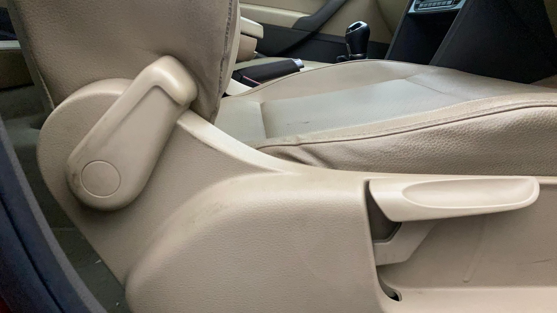 View 2020 Volkswagen Vento 1.0 L TSI Highline Petrol Image 18 Used 2020 Volkswagen Vento 1.0 L TSI Highline Petrol Image 18