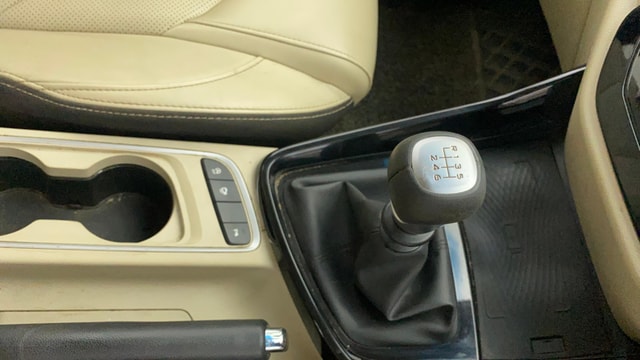 View MG Hector Image 43 Used MG Hector Image 43