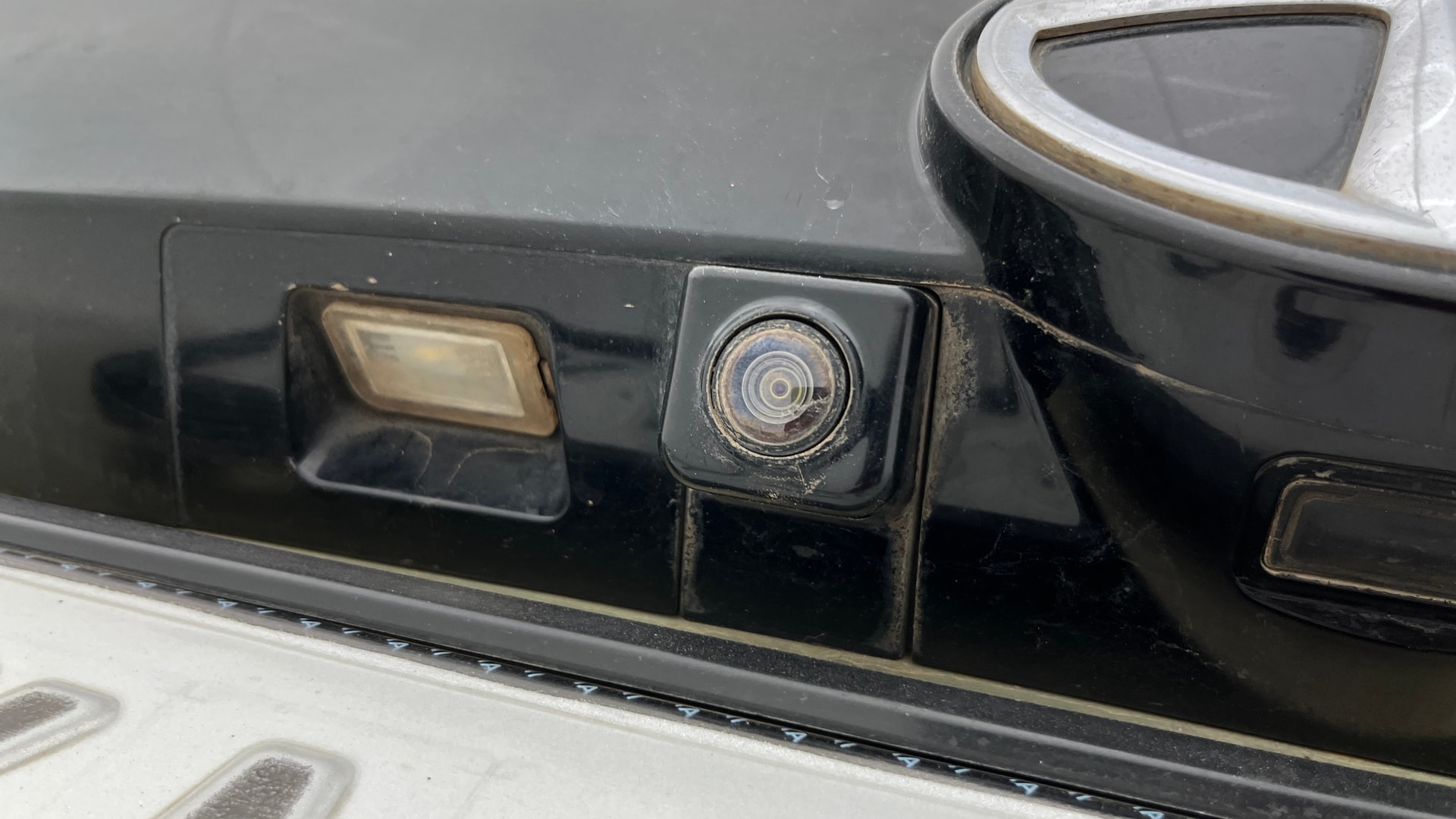 View 2022 Tata Safari 4X2 Image 17 Used 2022 Tata Safari 4X2 Image 17