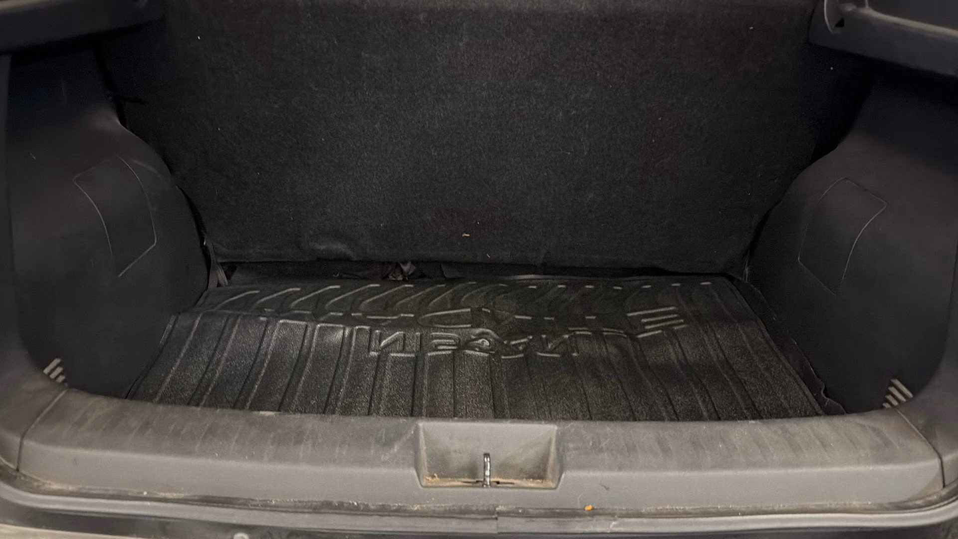 View 2022 Nissan Magnite XE Image 10 Used 2022 Nissan Magnite XE Image 10