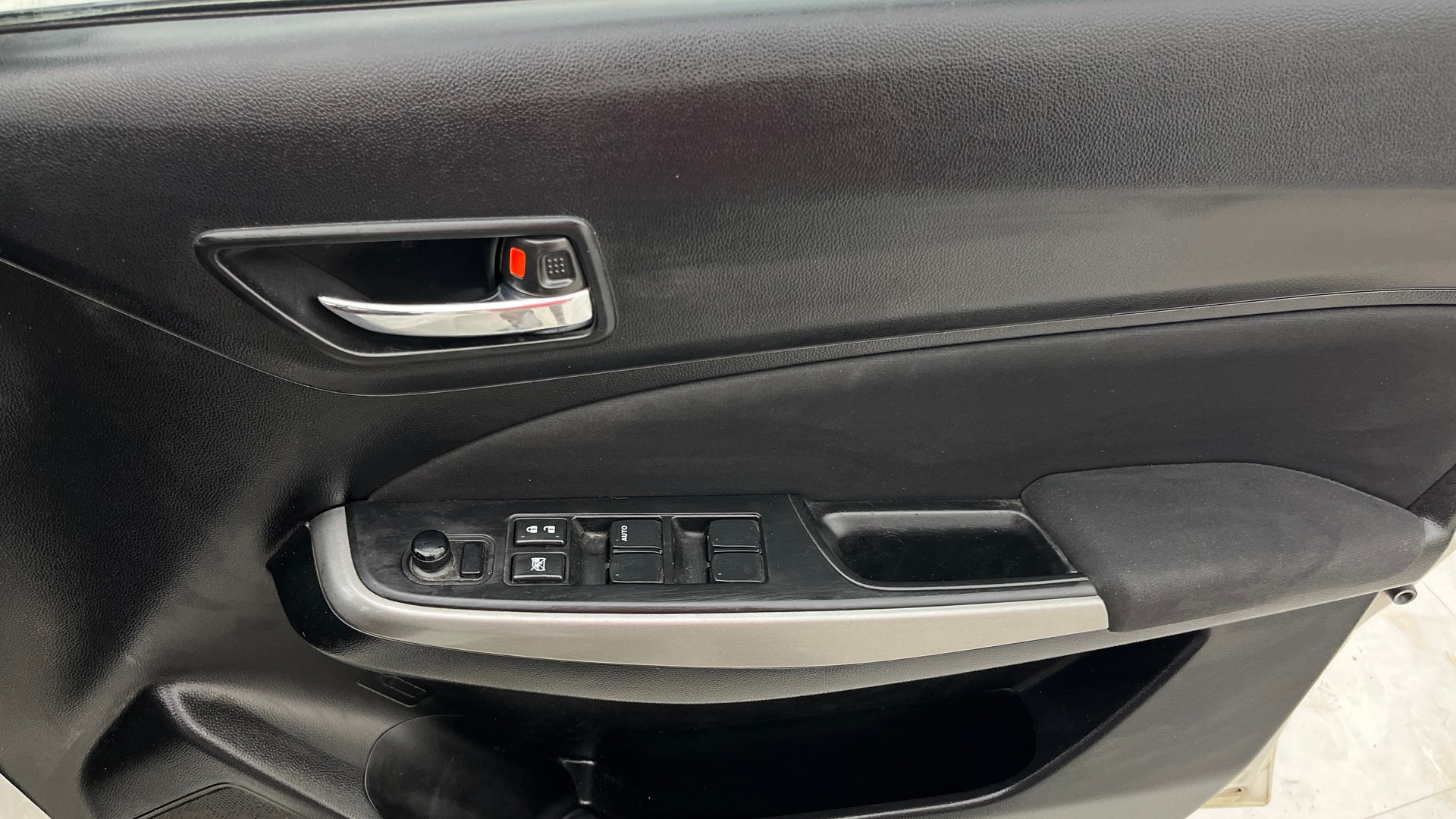 View 2018 Maruti Suzuki 1000 Base Variant Image 38 Used 2018 Maruti Suzuki 1000 Base Variant Image 38