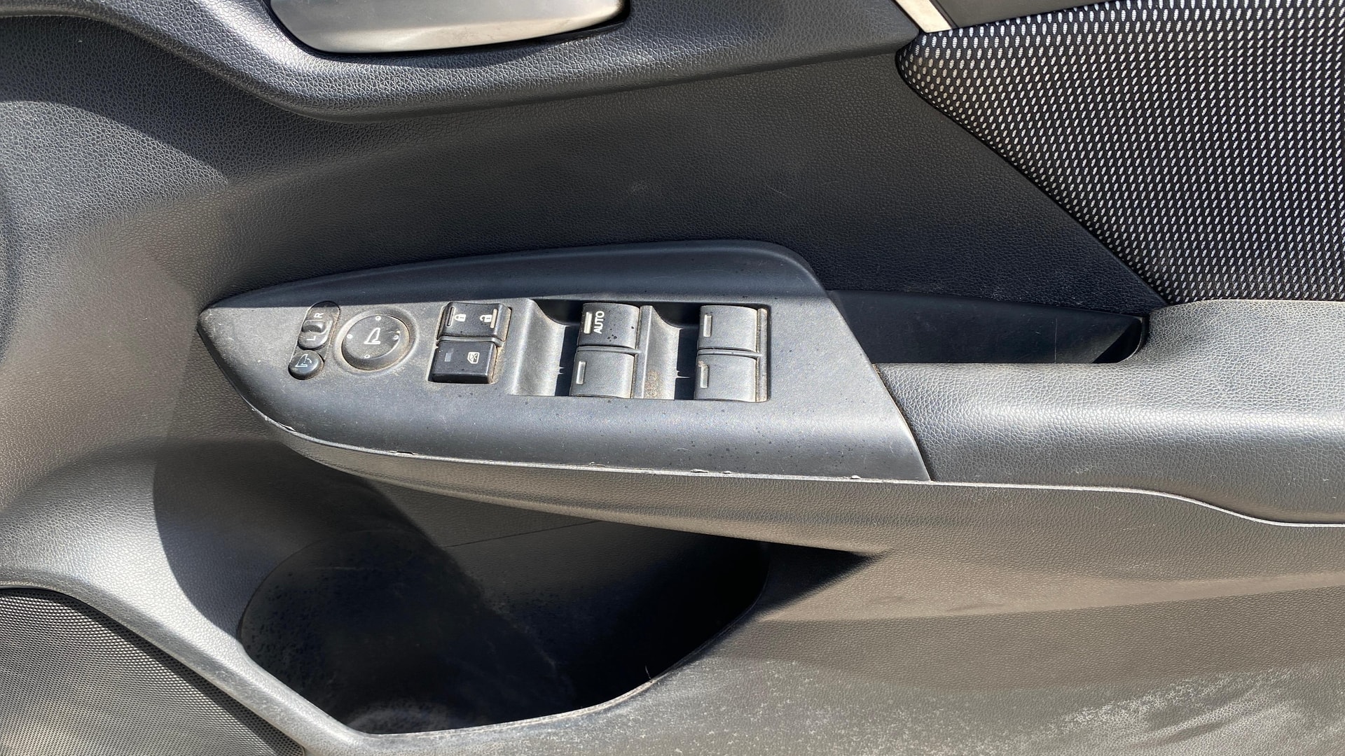 View 2019 Honda WR-V S MT Diesel Edge Edition Image 34 Used 2019 Honda WR-V S MT Diesel Edge Edition Image 34