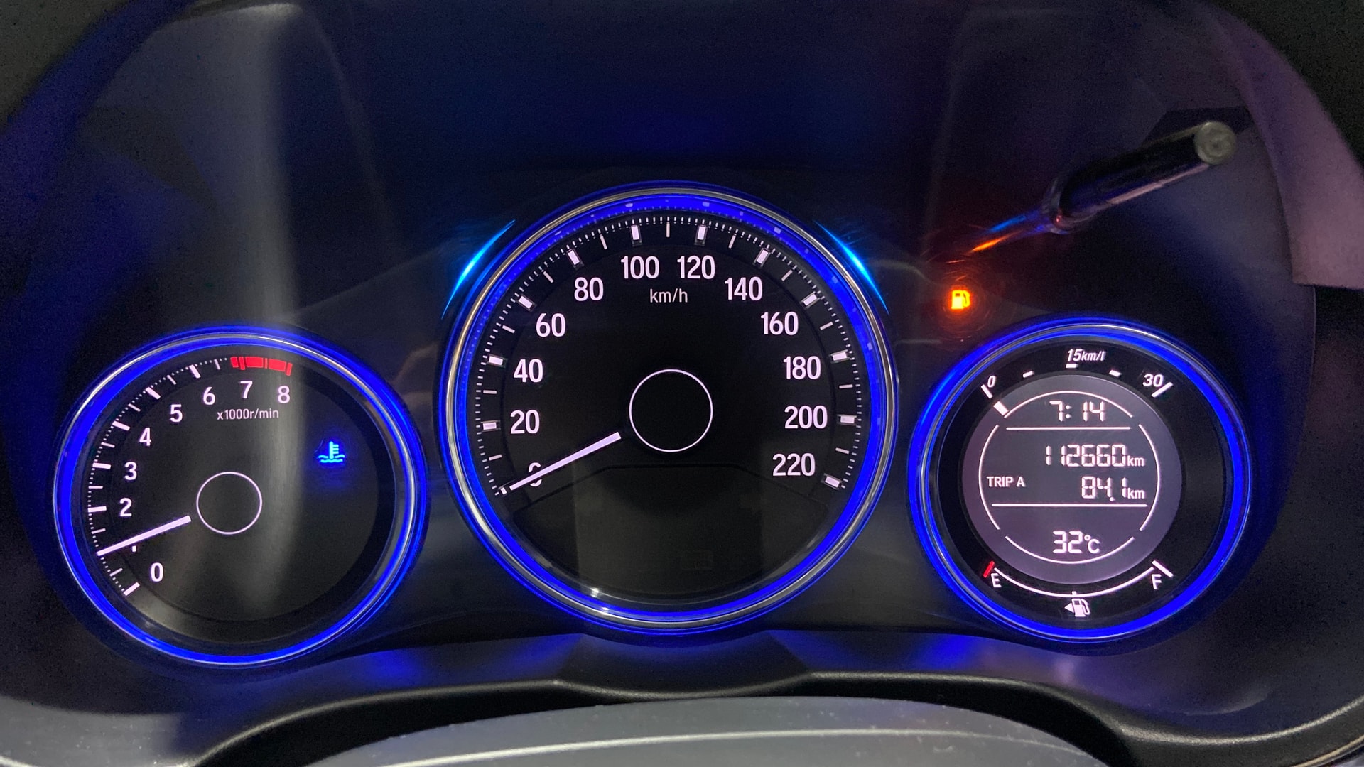 View 2015 Honda City ZX MT Diesel Anniversary Edition Image 34 Used 2015 Honda City ZX MT Diesel Anniversary Edition Image 34