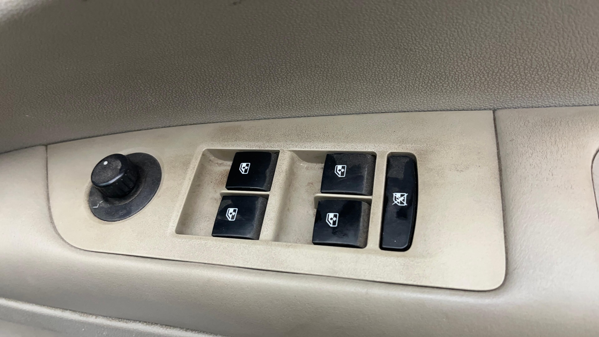 View 2019 Mahindra Marazzo M6 7-Seater Image 33 Used 2019 Mahindra Marazzo M6 7-Seater Image 33