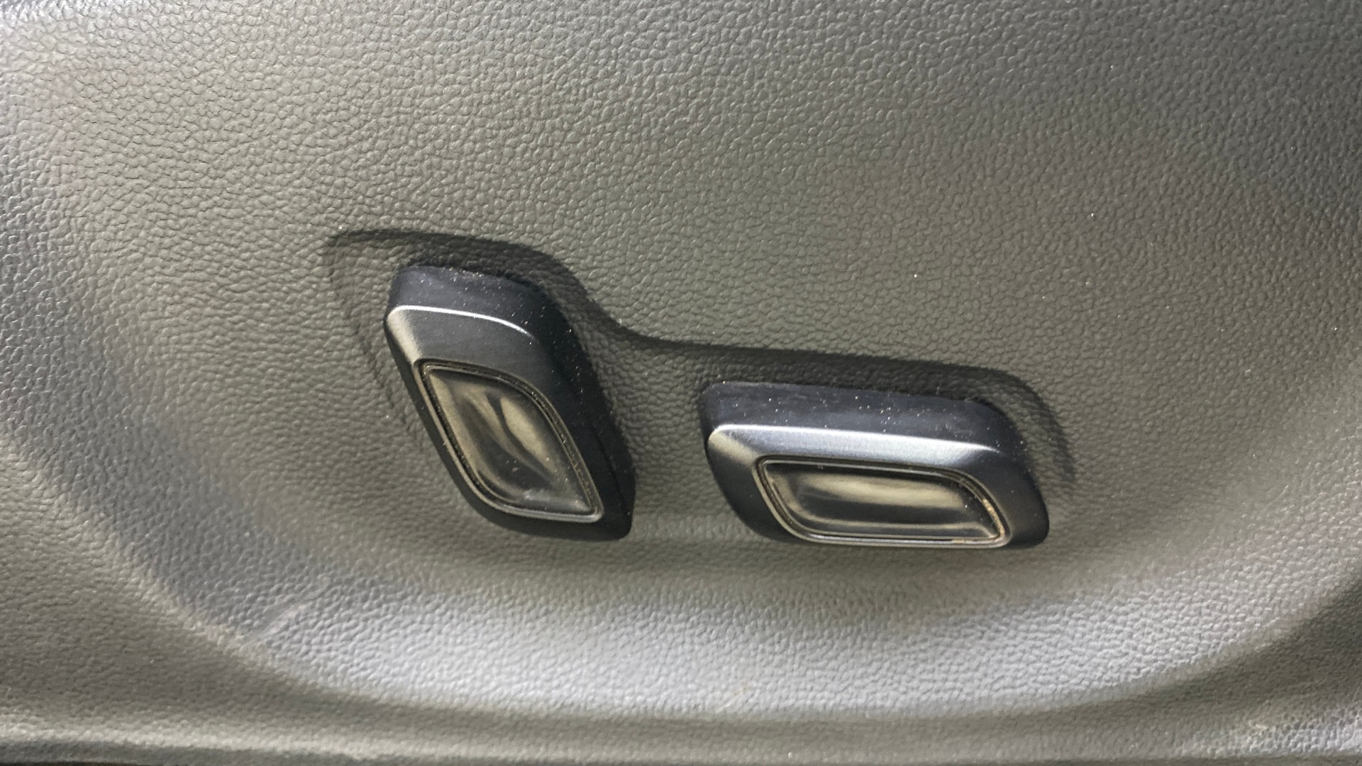 View 2023 MG Astor Sharp 1.5 CVT Image 11 Used 2023 MG Astor Sharp 1.5 CVT Image 11