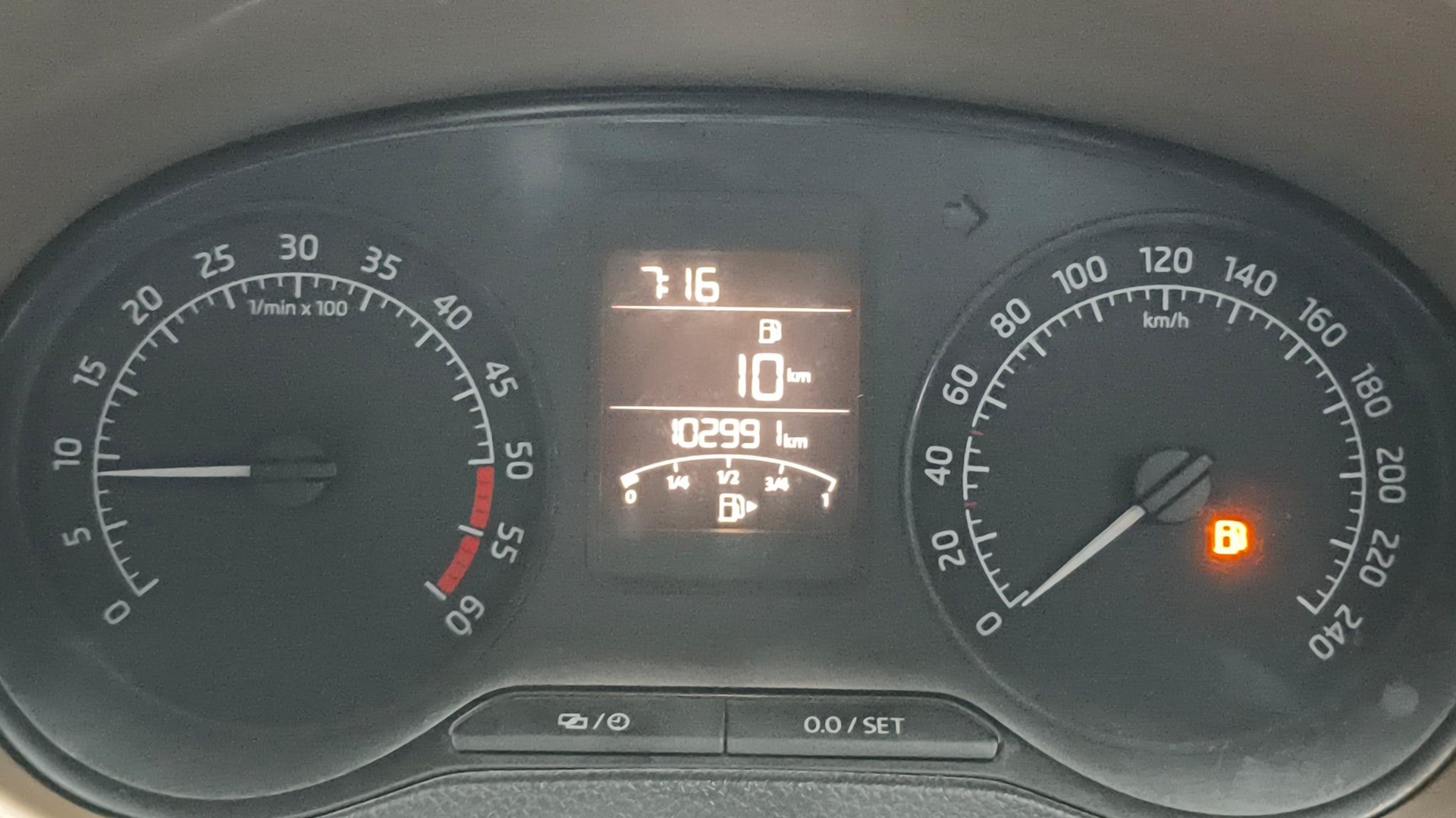 View 2016 Skoda Rapid 1.5 TDI CR Style BS IV Image 34 Used 2016 Skoda Rapid 1.5 TDI CR Style BS IV Image 34