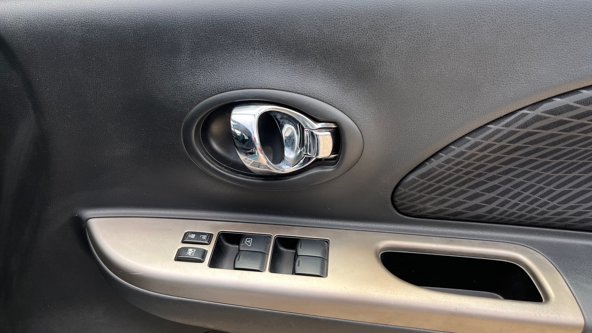 View 2018 Nissan Micra XV (CVT) Image 33 Used 2018 Nissan Micra XV (CVT) Image 33
